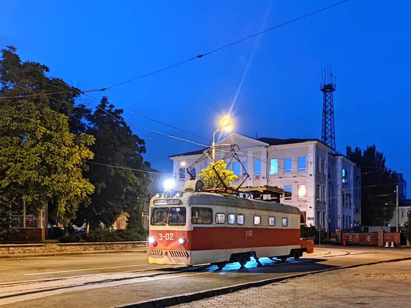 Донецк, МТВ-82 № Э-02