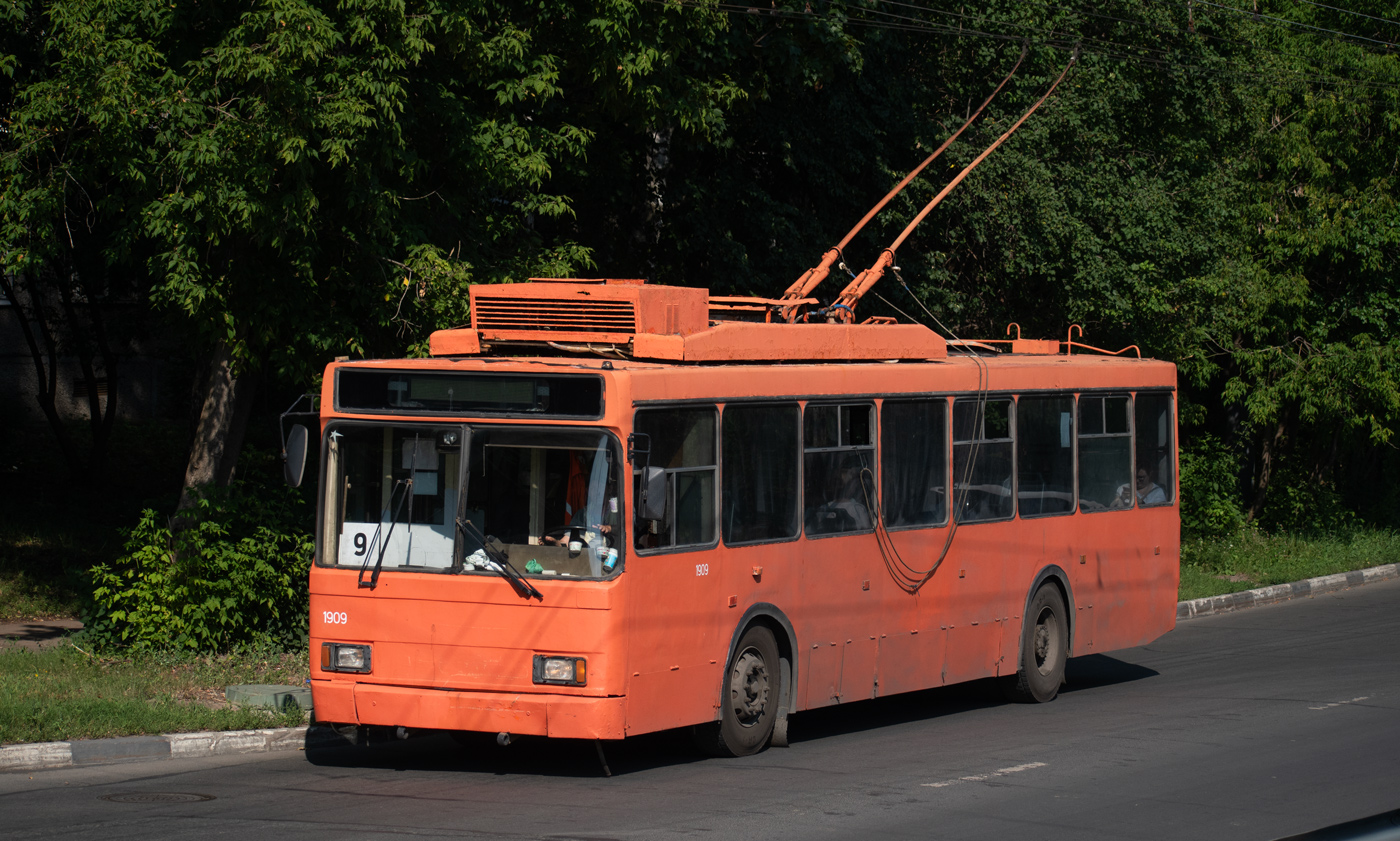 Нижний Новгород, ВМЗ-52981 № 1909