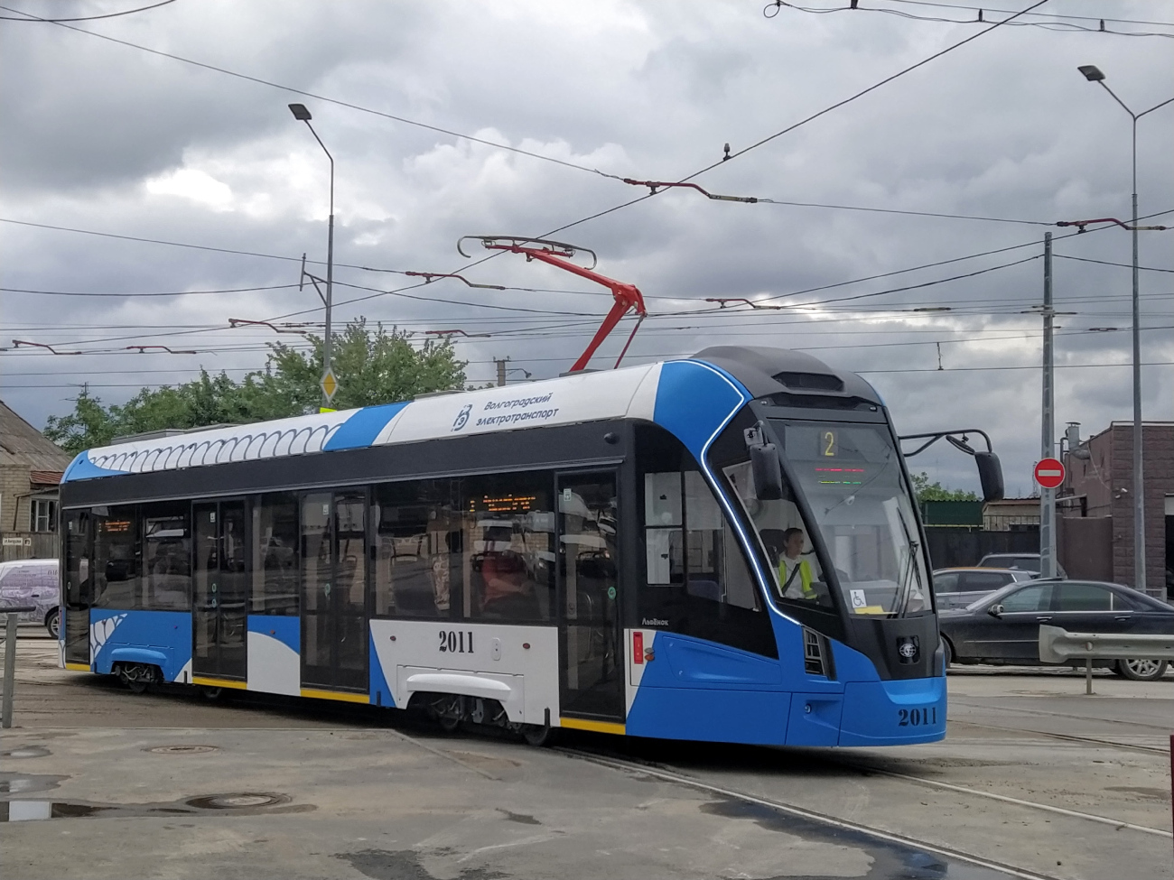 Волгоград, 71-911ЕМ «Львёнок» № 2011