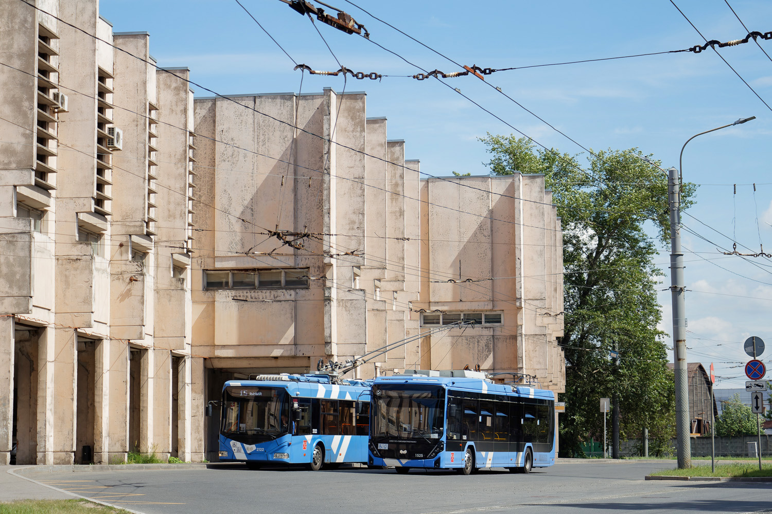 Санкт-Петербург, БКМ 32100D «Ольгерд» № 1525