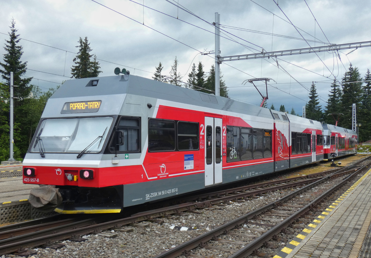 Высоке-Татры, Stadler GTW 2/6 № 425.957-8 Высоке-Татры, Stadler GTW 2/6 № 425.957-8
