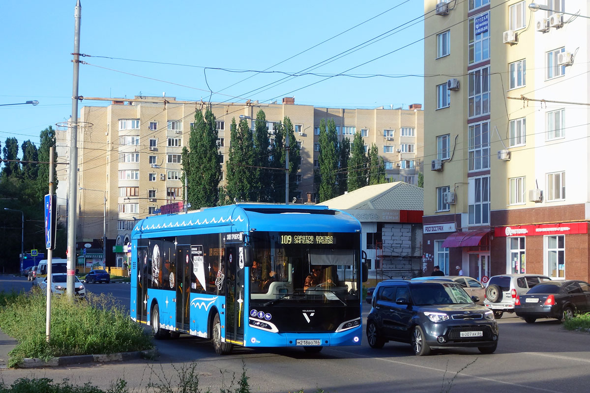 Энгельс, Volgabus-5270.E0 № М 218 ВО 164