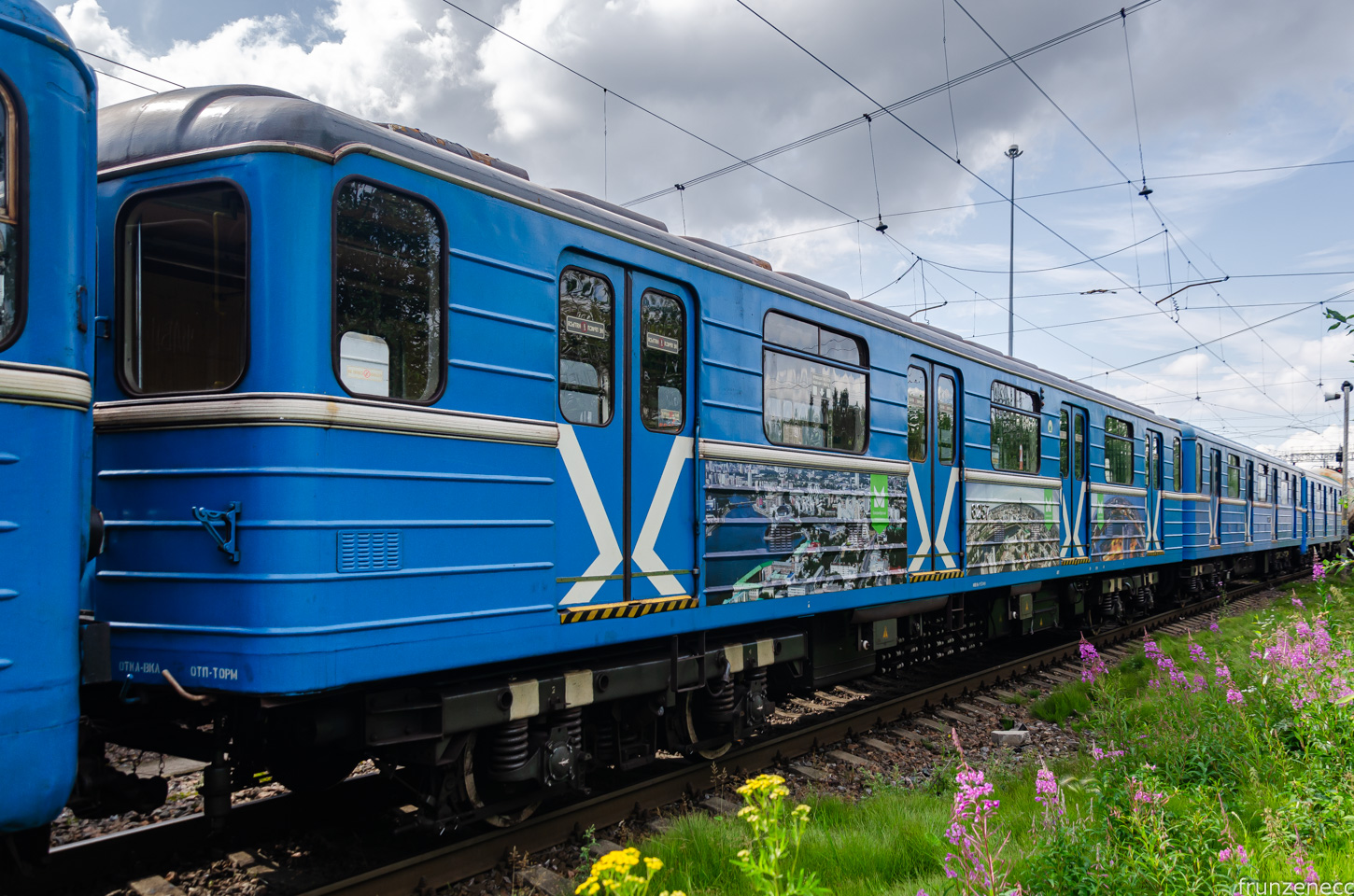 Jekatěrinburg, 81-714.5 (LVZ/VM) č. 8257; Jekatěrinburg — Metro — Transport of subway cars by railway
