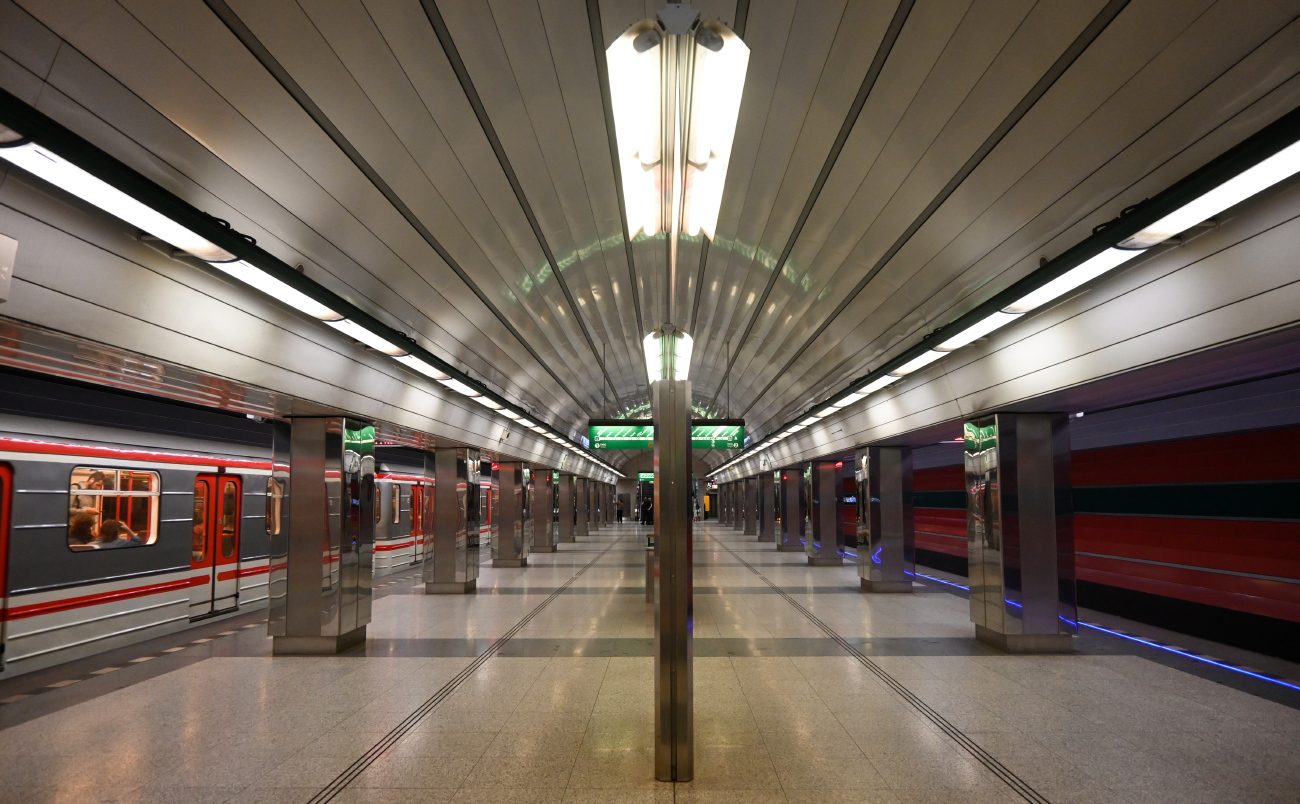 Прага — Метрополитен: линия A