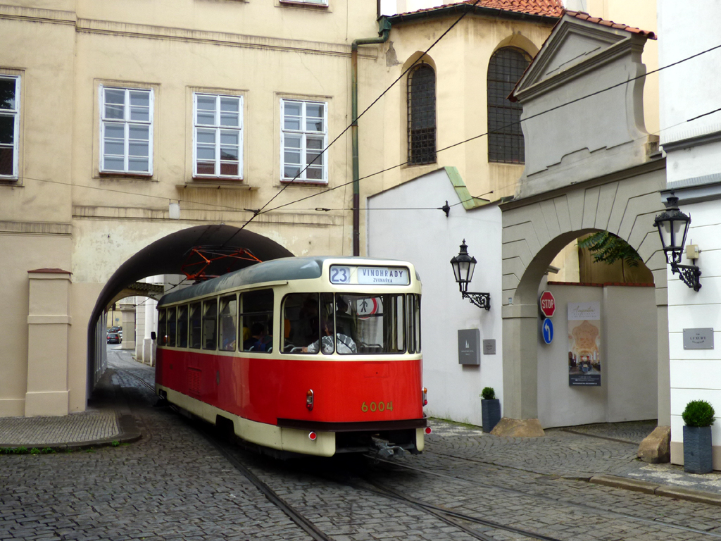 Prága, Tatra T2R — 6004