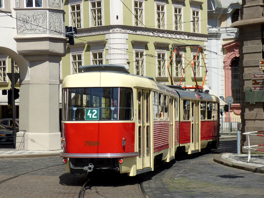 Прага, Tatra K2 № 7000