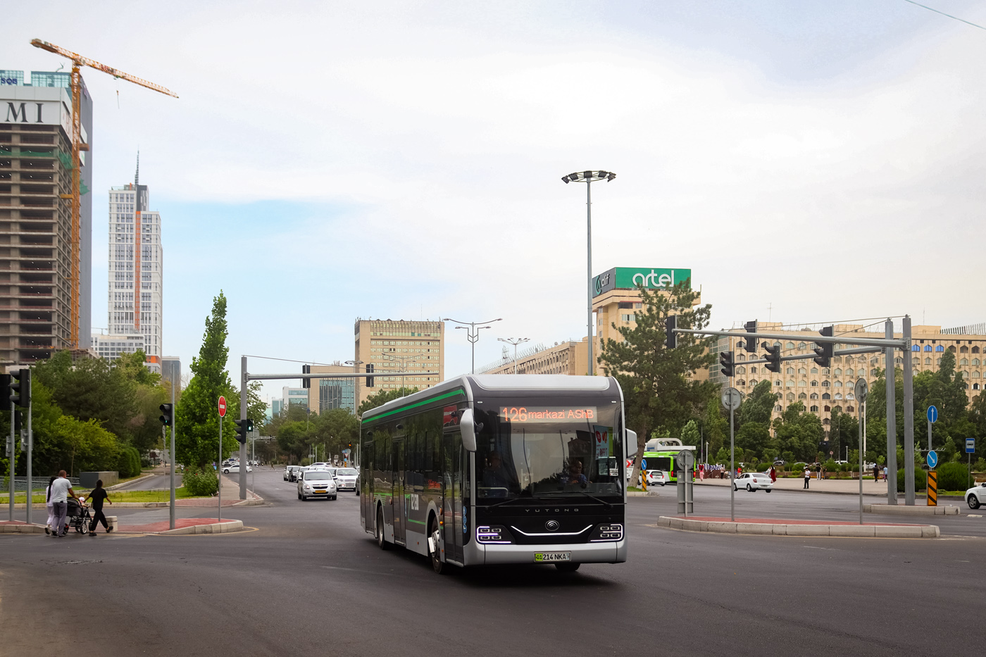 Ташкент, Yutong ZK6126BEVG № 12130