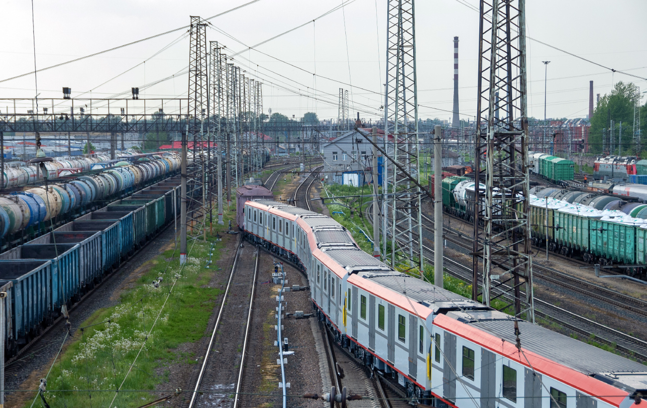 Санкт-Петербург, 81-727.1 «Балтиец» (ОЭВРЗ) № 27050; Санкт-Петербург — Метрополитен — Перегонка вагонов метро по ж/д