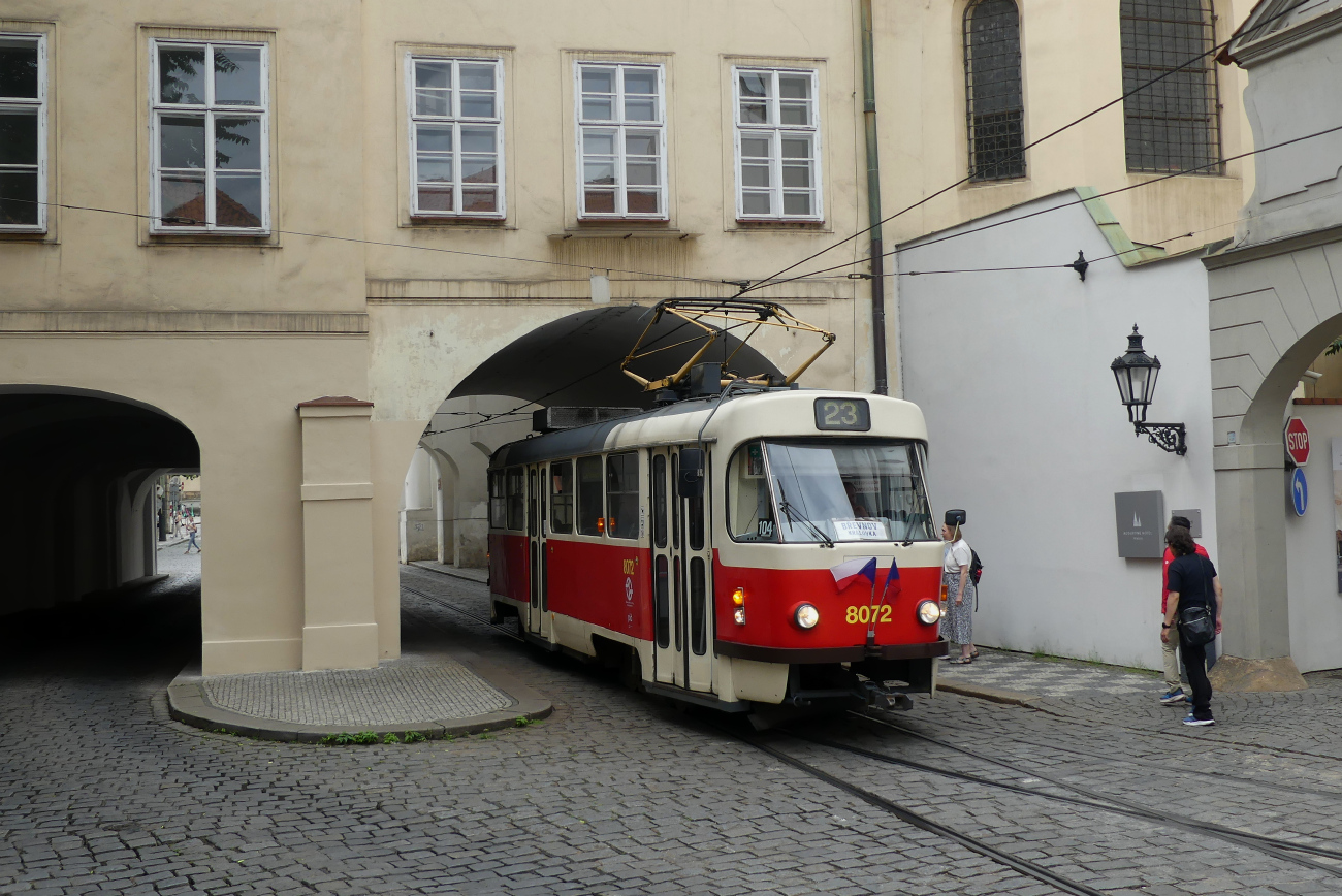 Прага, Tatra T3M2-DVC № 8072