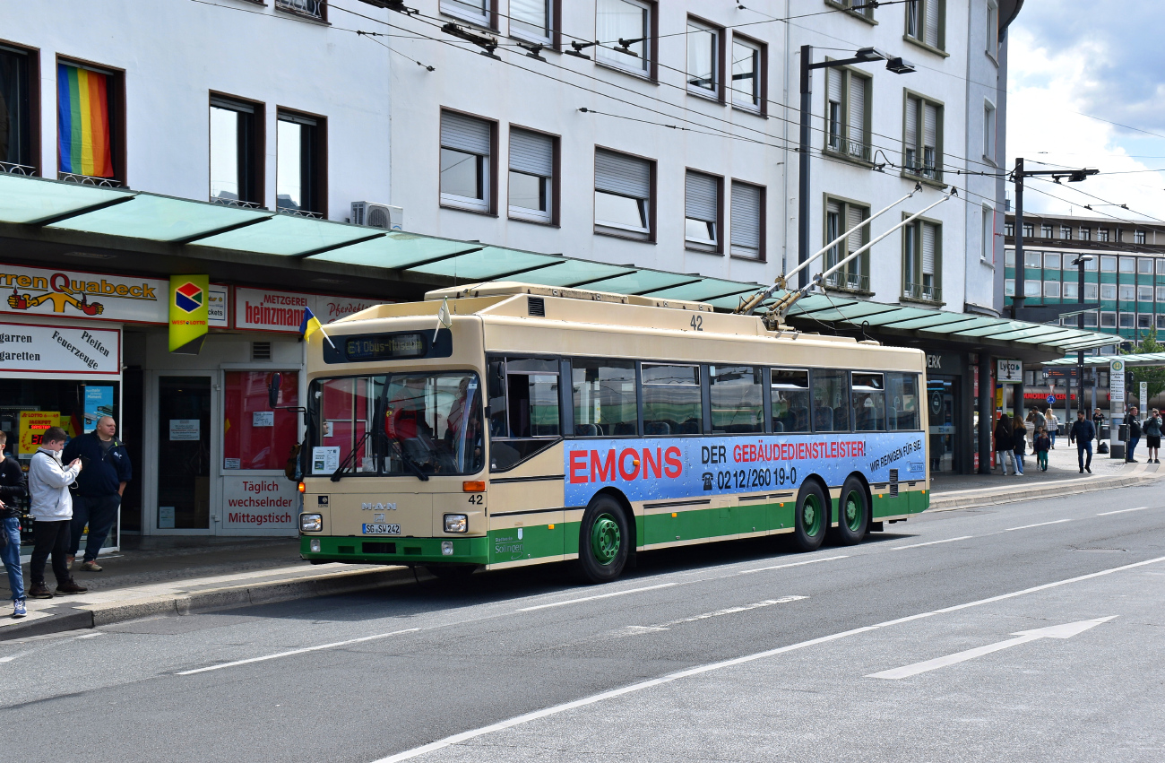 Solingen, MAN/Gräf & Stift 860 SL172HO Nr 42