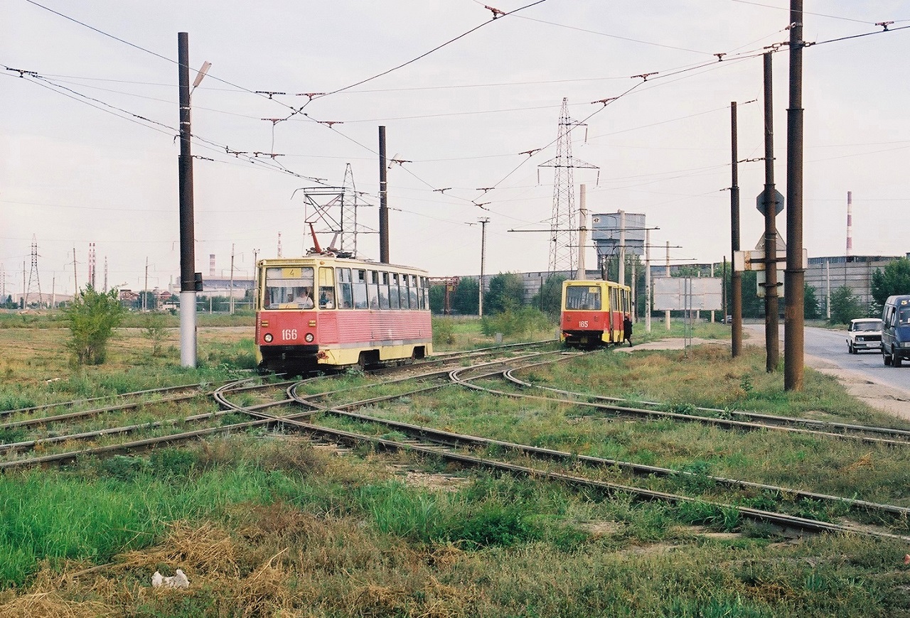 Волжский, 71-605 (КТМ-5М3) № 166; Волжский, 71-605 (КТМ-5М3) № 165