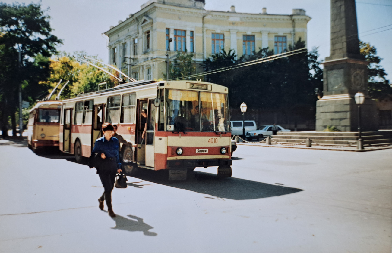 ყირიმის ტროლეიბუსი, Škoda 14Tr11/6 № 4010; ყირიმის ტროლეიბუსი — Historical photos (1959 — 2000)