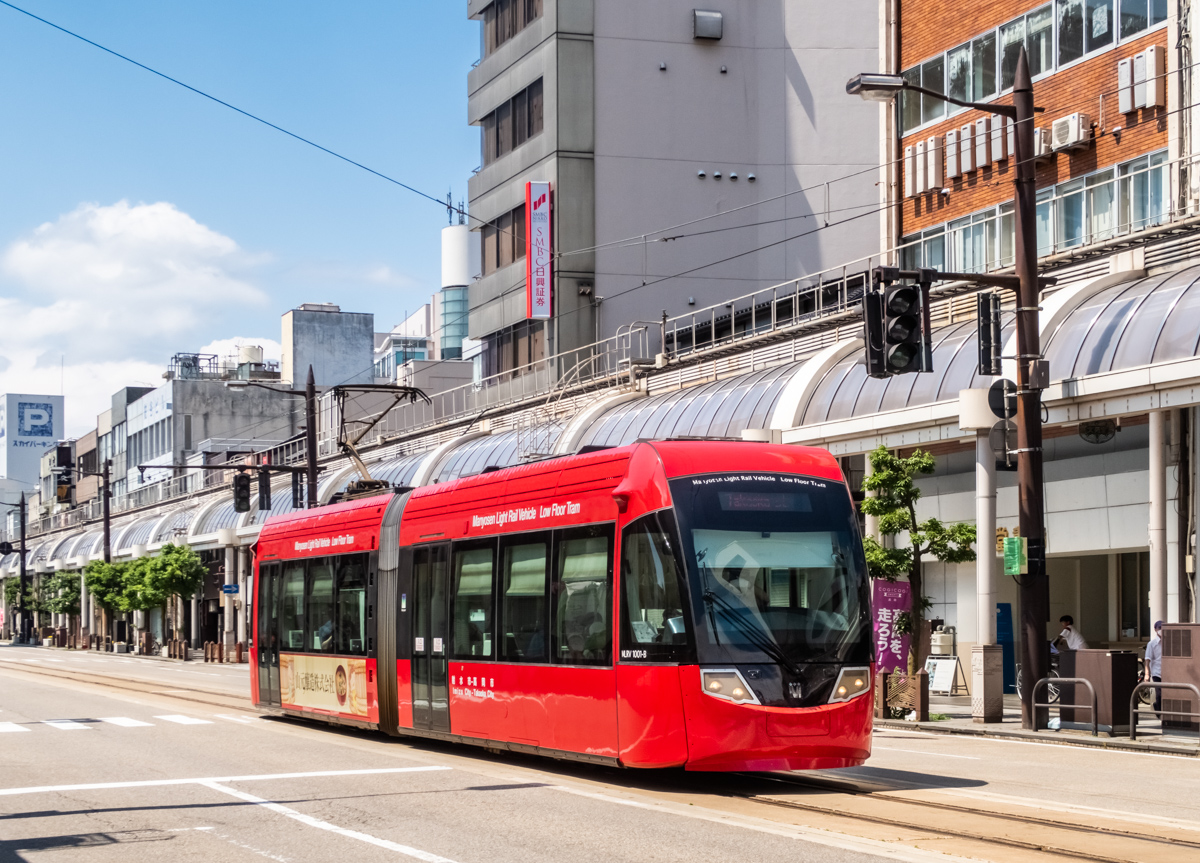 Такаока, Niigata/Bombardier MLRV1000 № MLRV1001