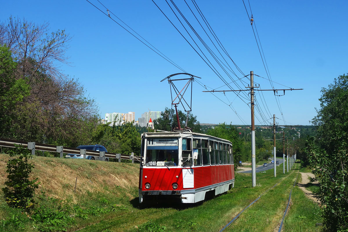 Saratov, 71-605 (KTM-5M3) № 1240