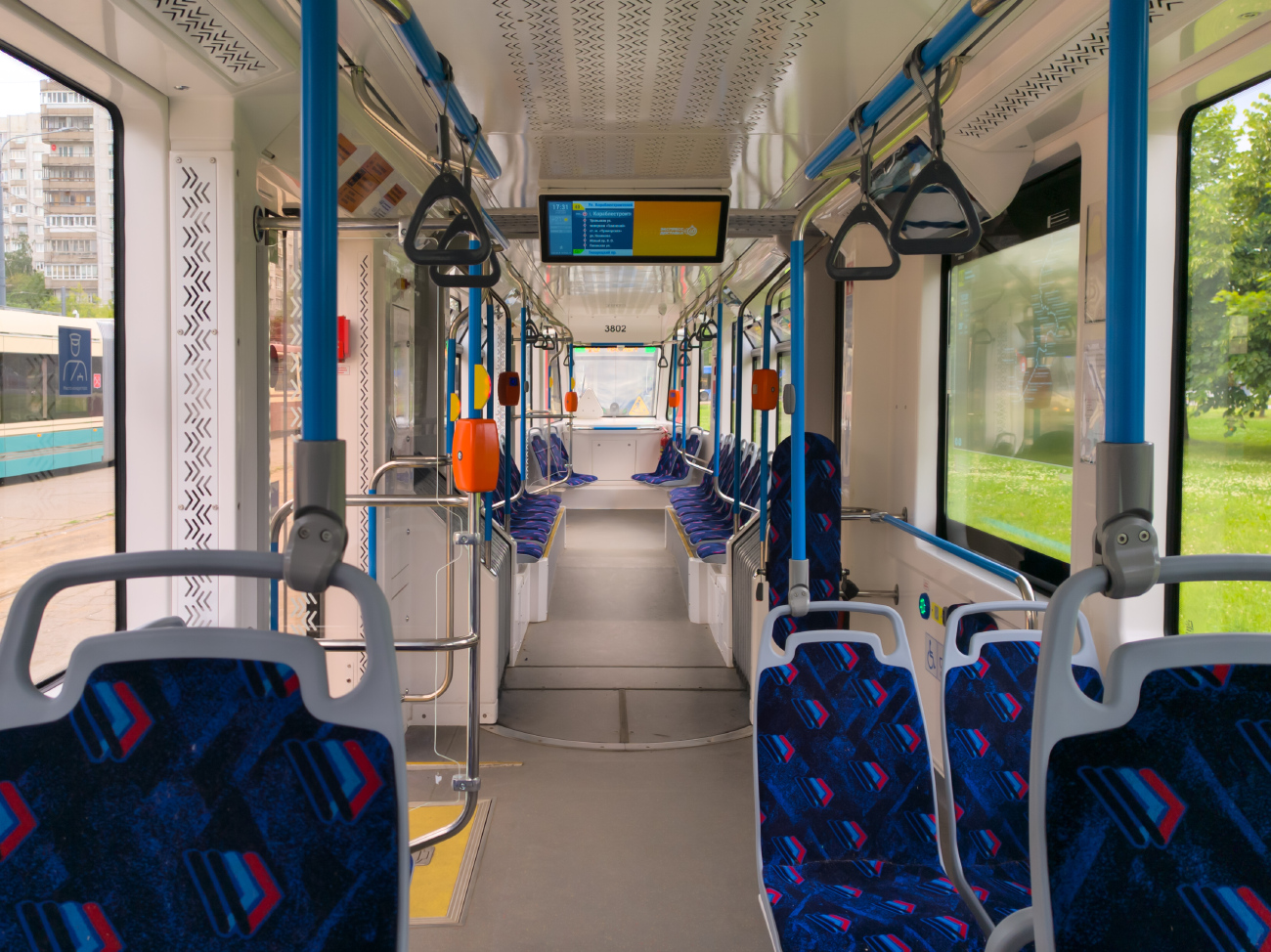 Saint-Pétersbourg, 71-421R-01 "Dovlatov" N°. 3802