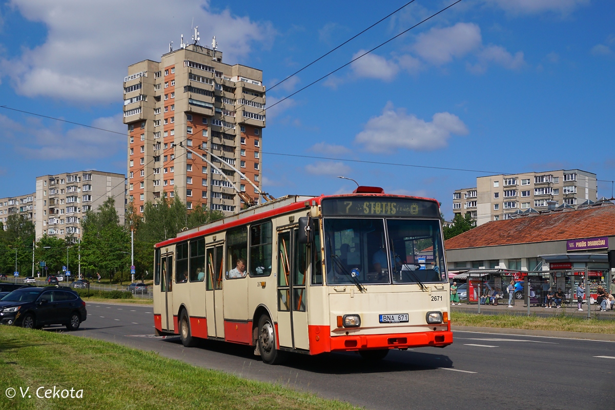 Вильнюс, Škoda 14Tr17/6M № 2671