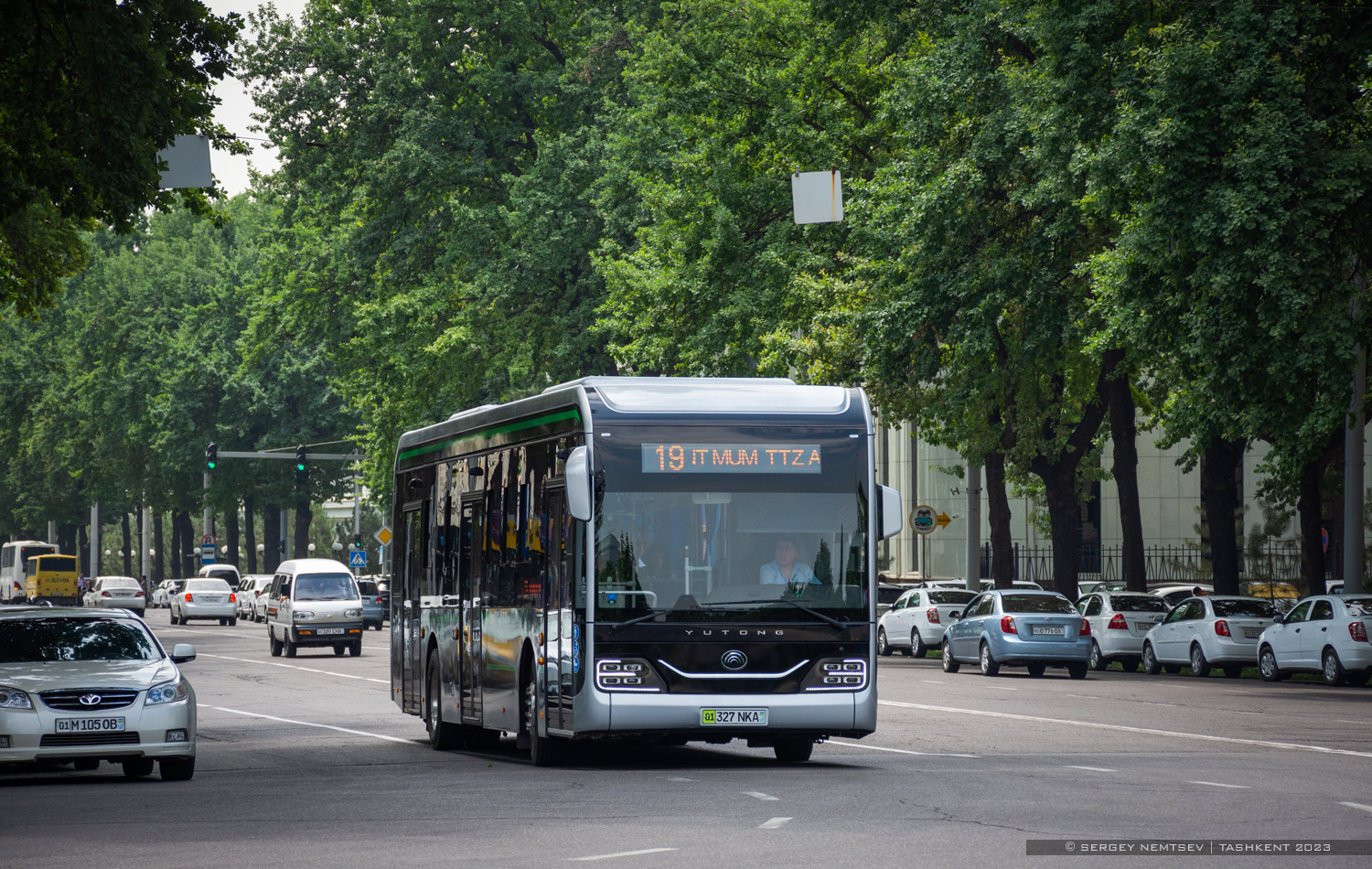 Tashkent, Yutong ZK6126BEVG № 05323