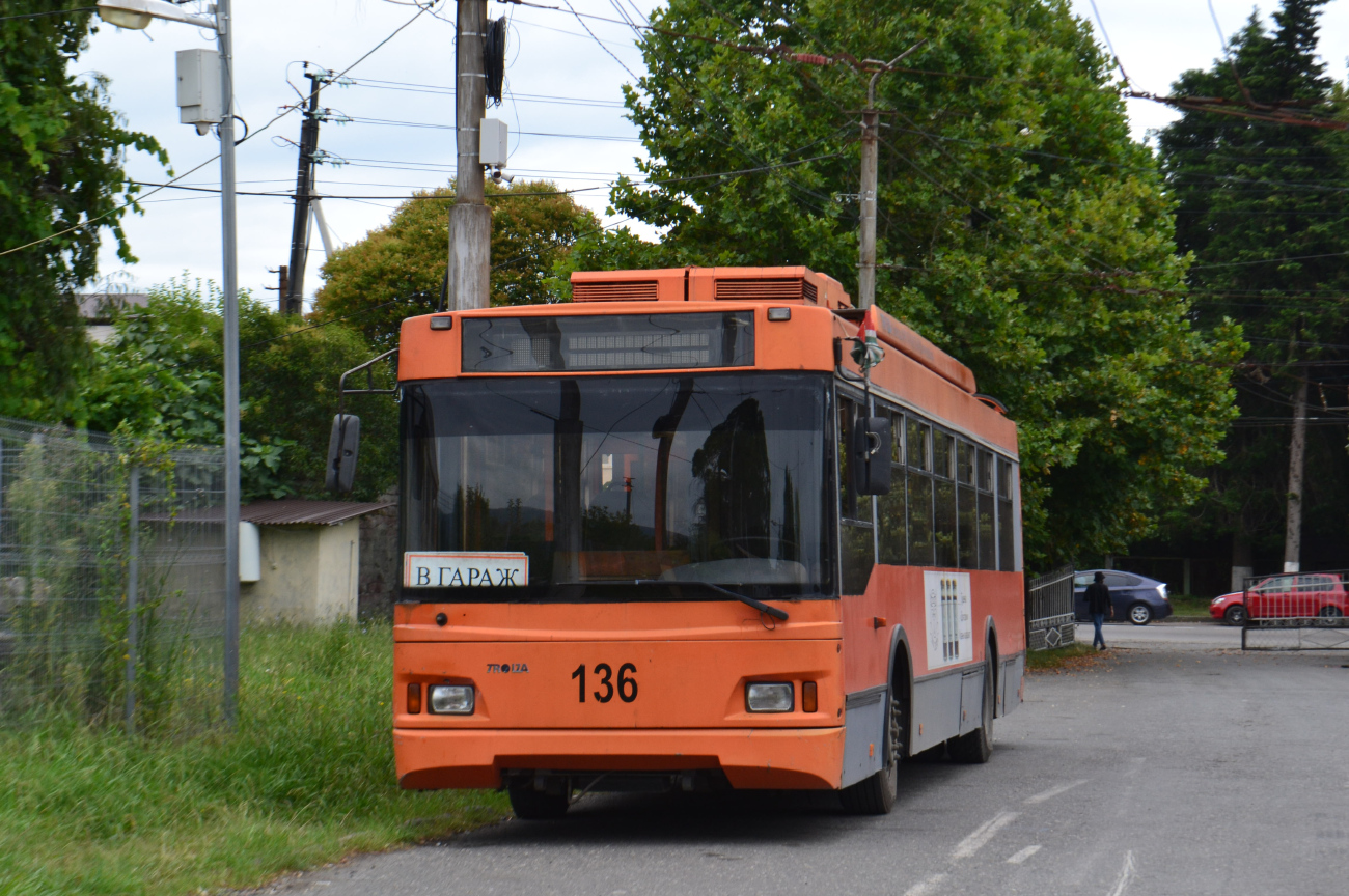 Сухум, Тролза-5275.07 «Оптима» № 136