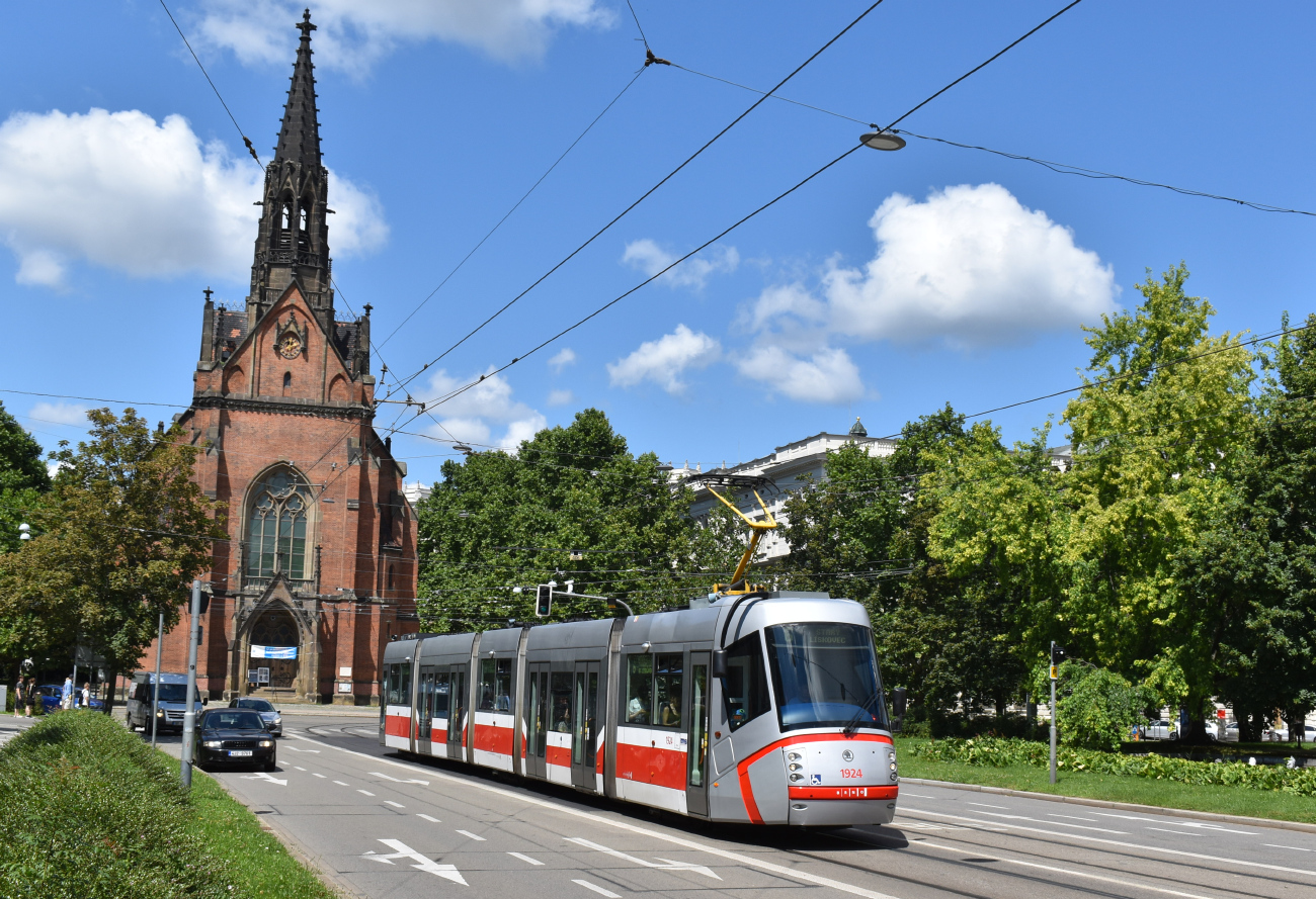 Брно, Škoda 13T Elektra № 1924