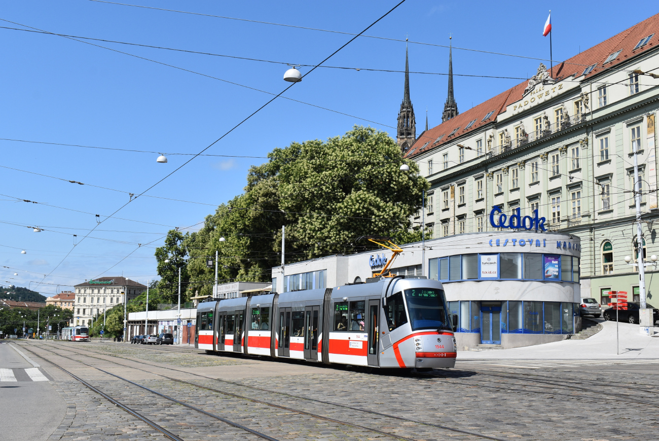 Брно, Škoda 13T Elektra № 1944