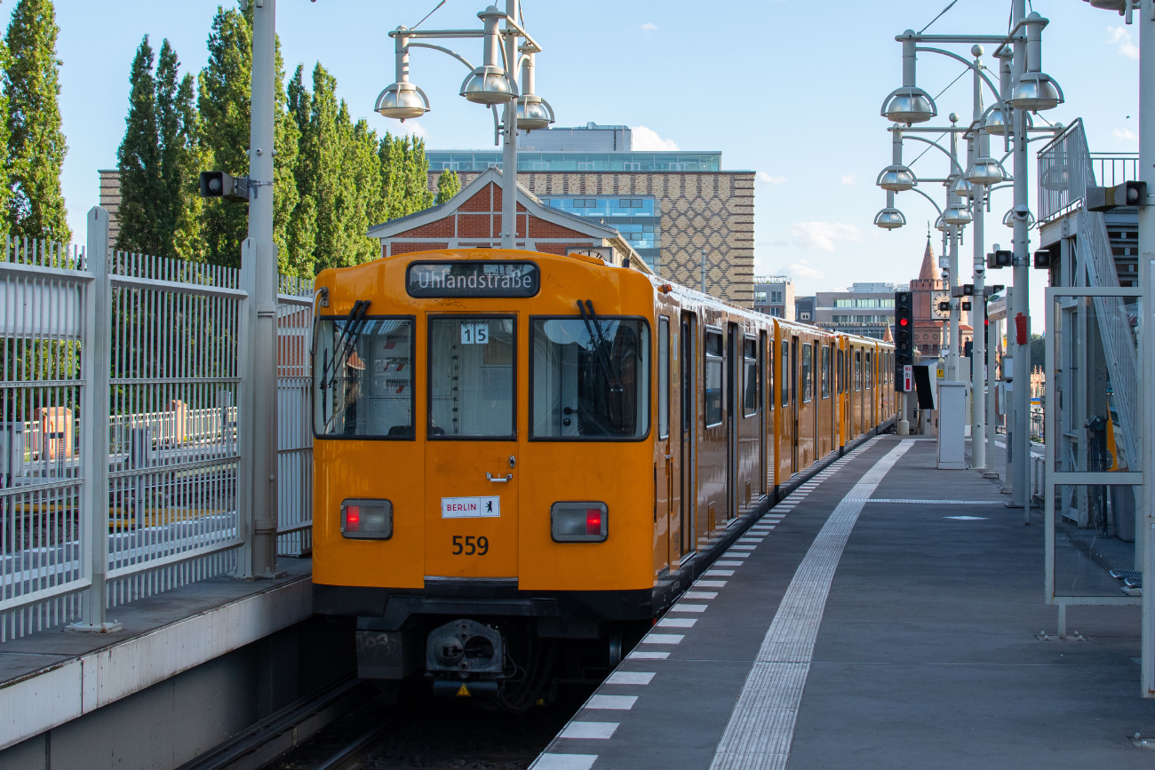 Берлин, BVG A3L92.2 № 559