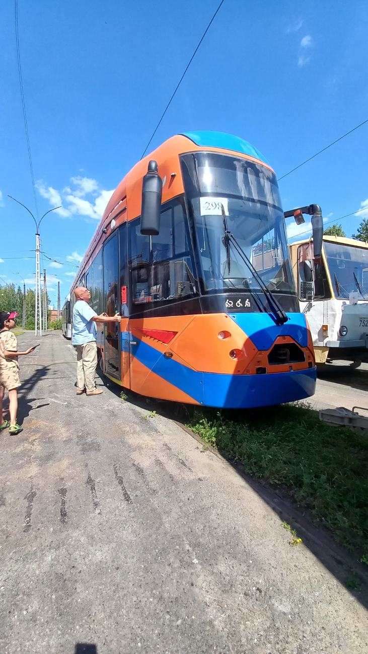 Екатеринбург, 71-415 № 298