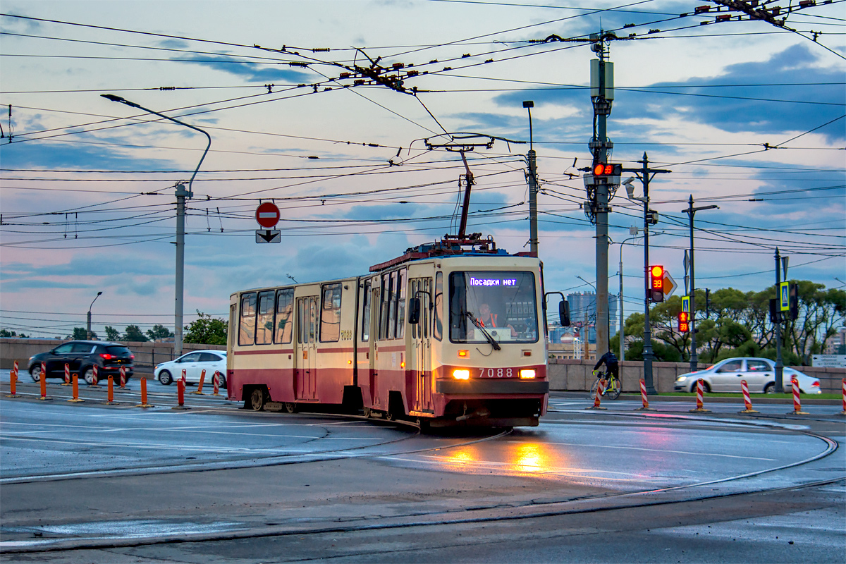 Санкт-Петербург, ЛВС-86К № 7088 Санкт-Петербург, ЛВС-86К № 7088