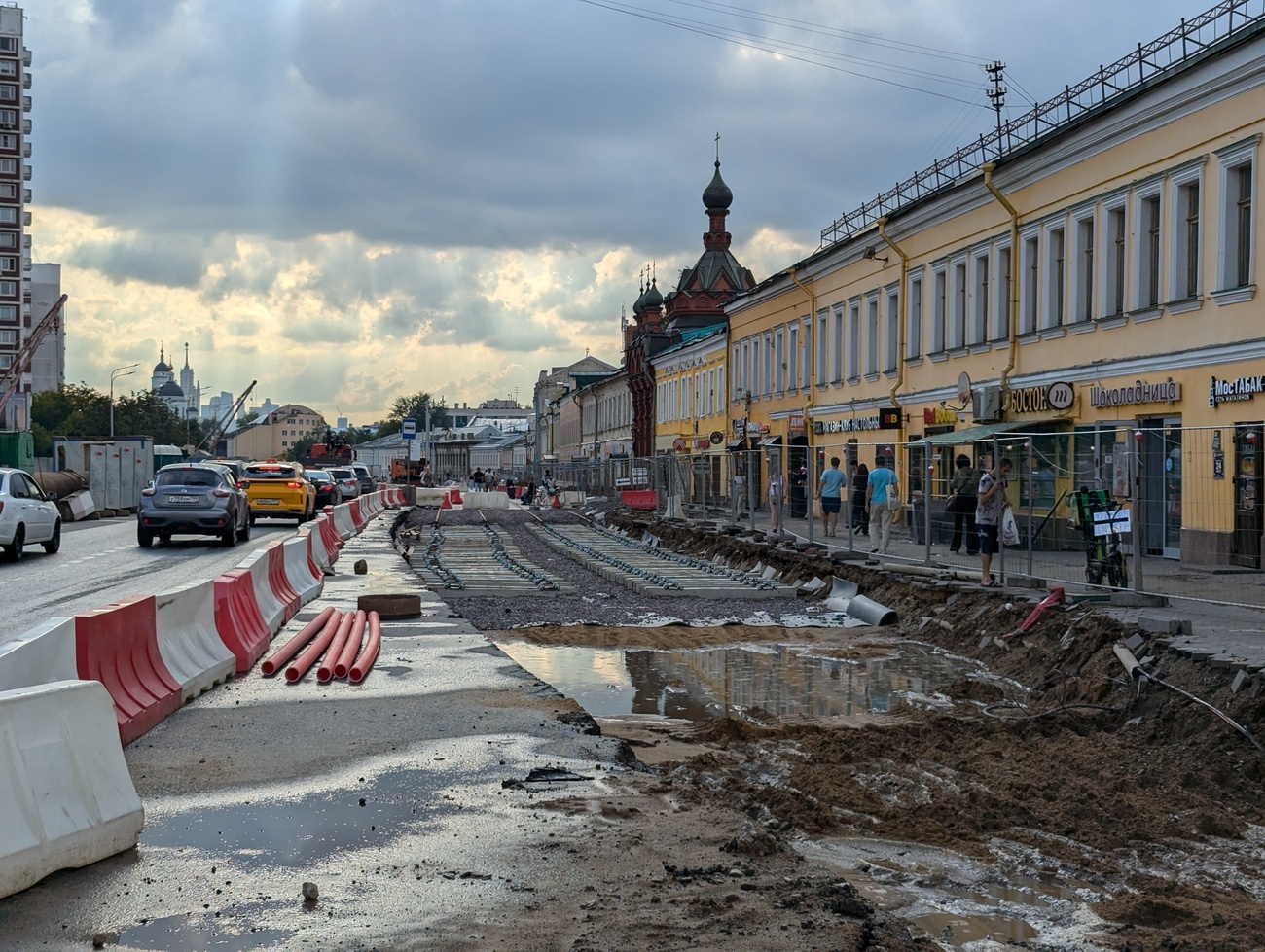 Москва — Строительство трамвайной линии на улице Сергия Радонежского