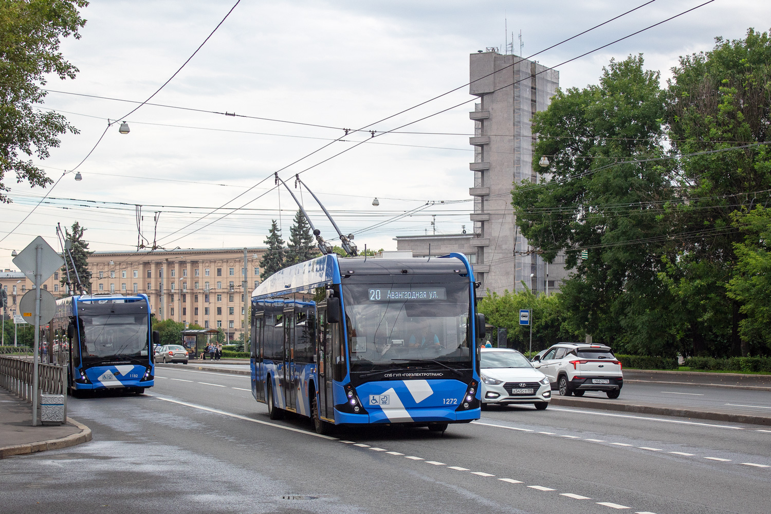 Saint-Pétersbourg, VMZ-5298.01 “Avangard” N°. 1272