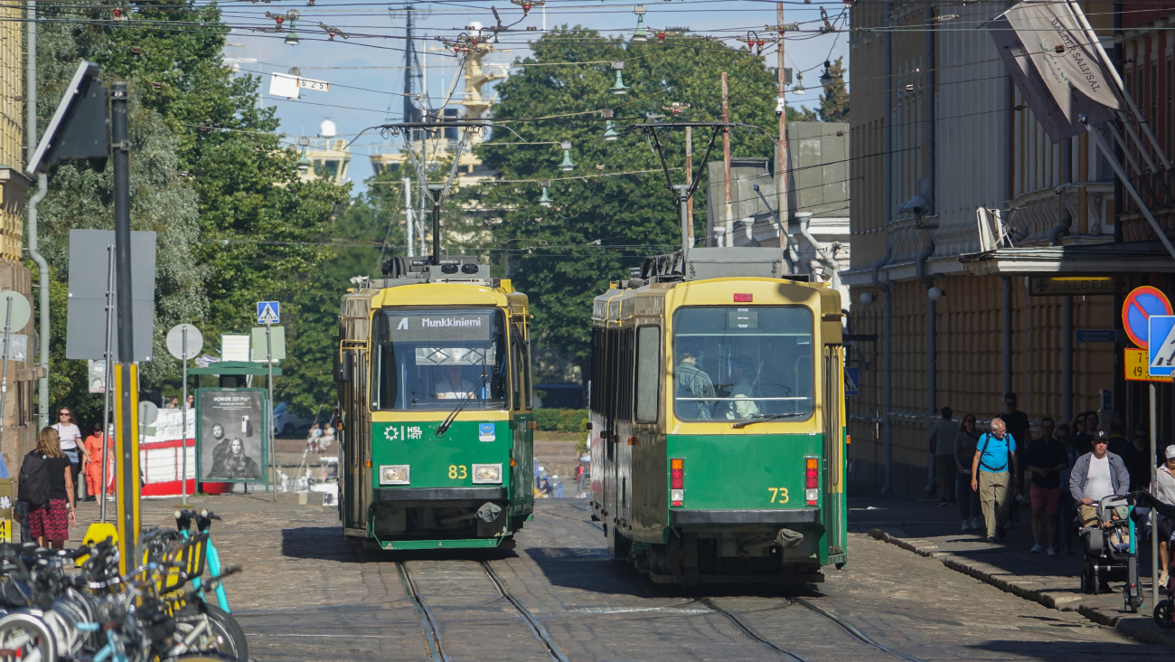 Хельсинки — Эспоо, Valmet MLNRV2 № 83; Хельсинки — Эспоо, Valmet MLNRV2 № 73