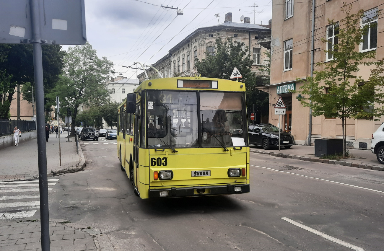 Львов, Škoda 14Tr11/6 № 603