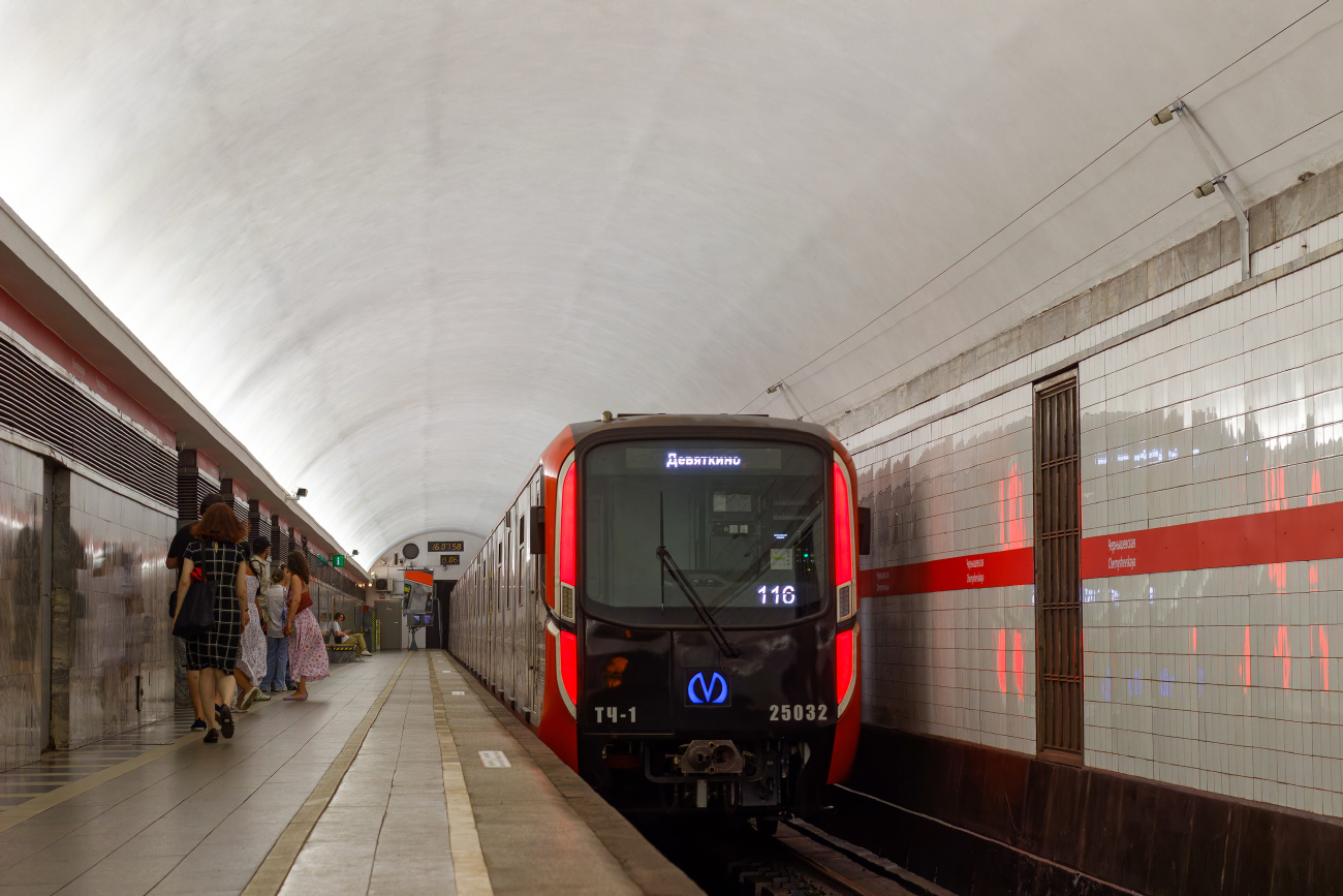 Санкт-Петербург, 81-725.1  «Балтиец» № 25032