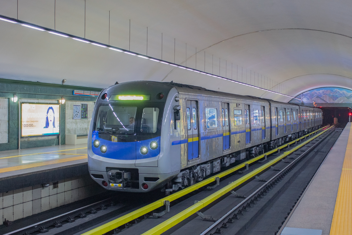 Алматы, Hyundai Rotem № 10004