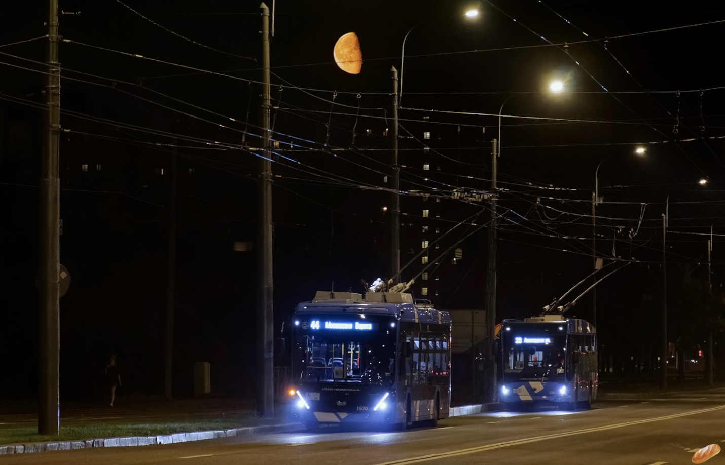 Санкт-Петербург, БКМ 32100D «Ольгерд» № 1520