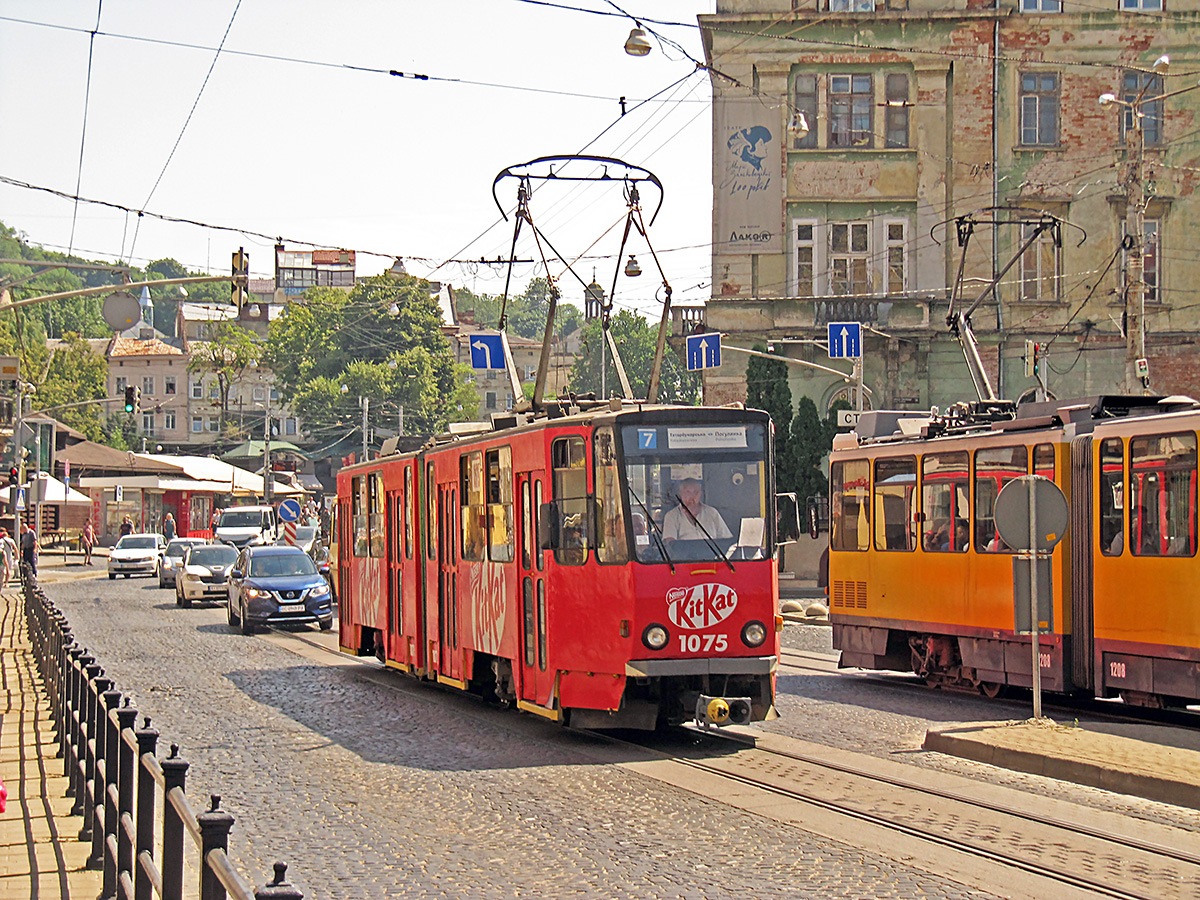 Львов, Tatra KT4SU № 1075