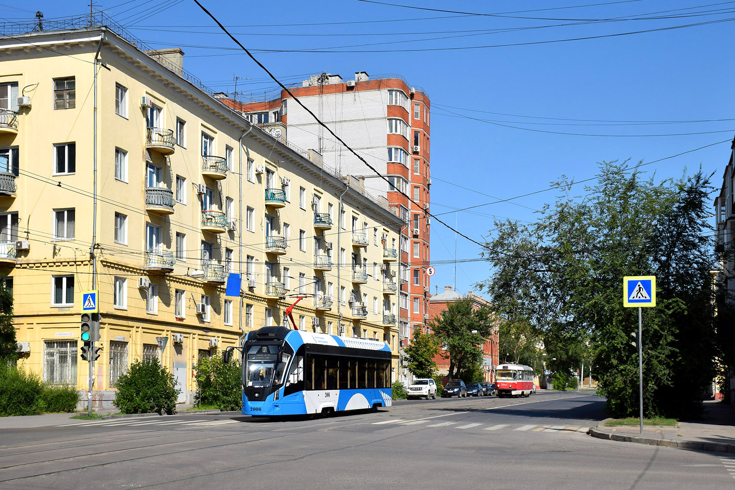 Волгоград, 71-911ЕМ «Львёнок» № 2006