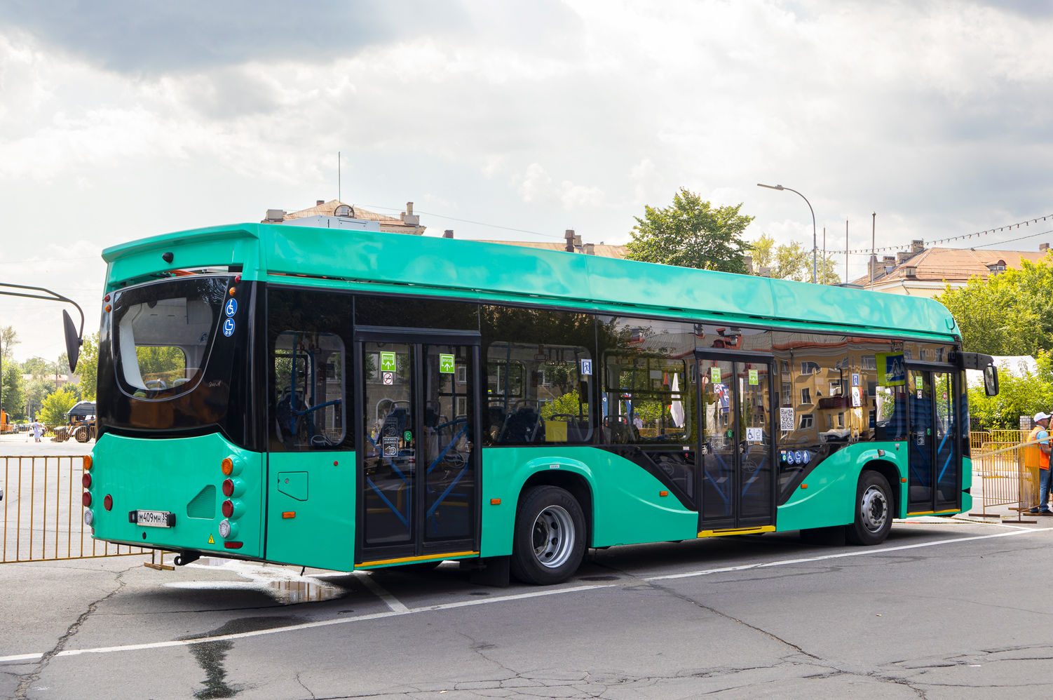 Wologda, VMZ-5298.02 “Sirius” Nr. М 409 МН 35