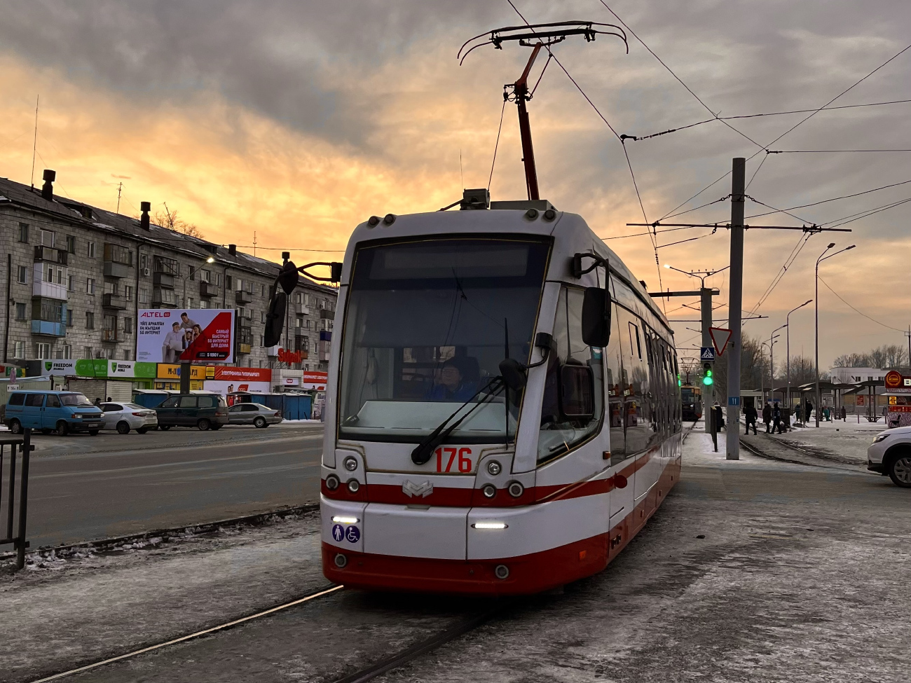 Павлодар, БКМ 802Е № 176