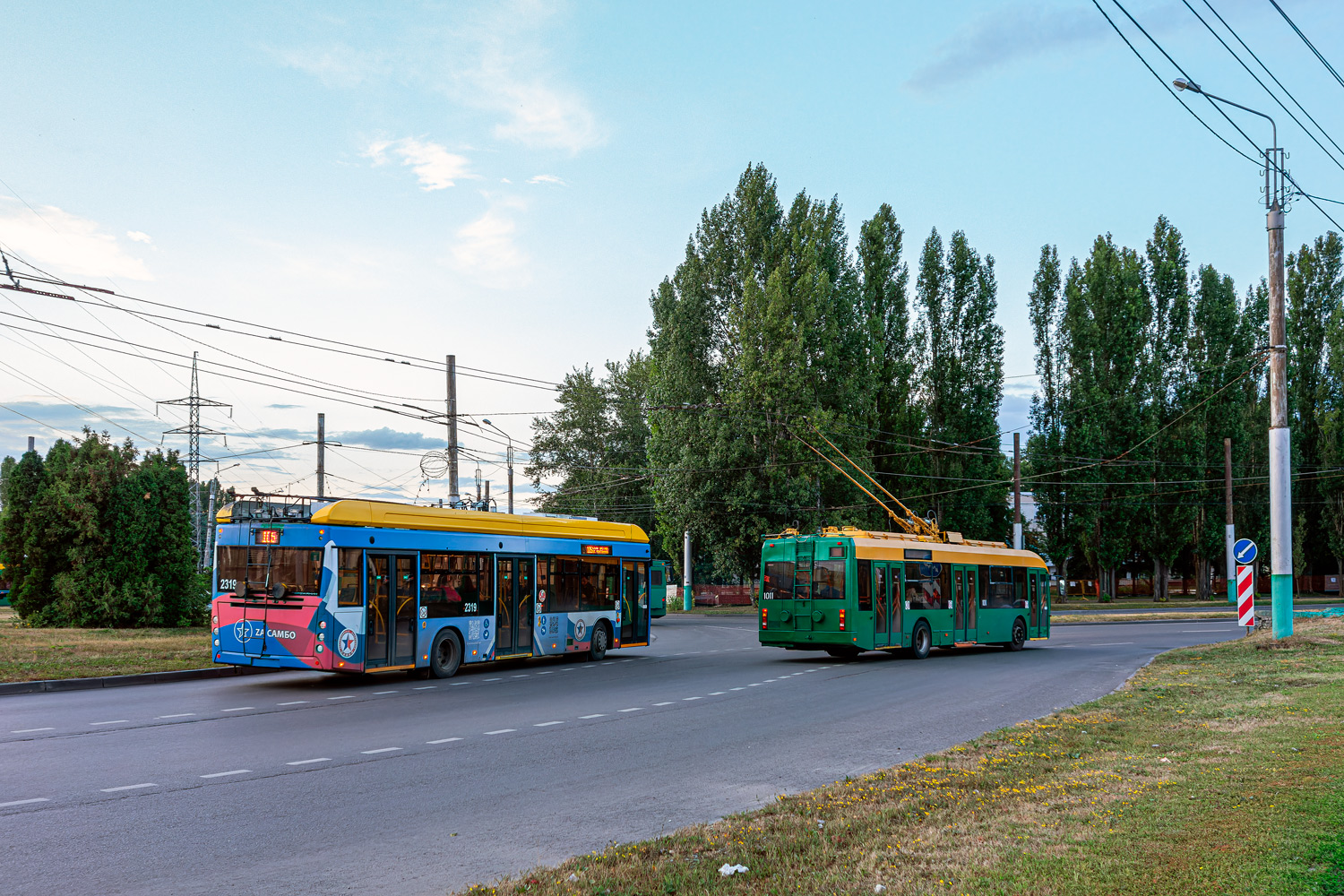 Пенза, УТТЗ-6241.01 «Горожанин» № 2319; Пенза, БКМ 321 № 1011