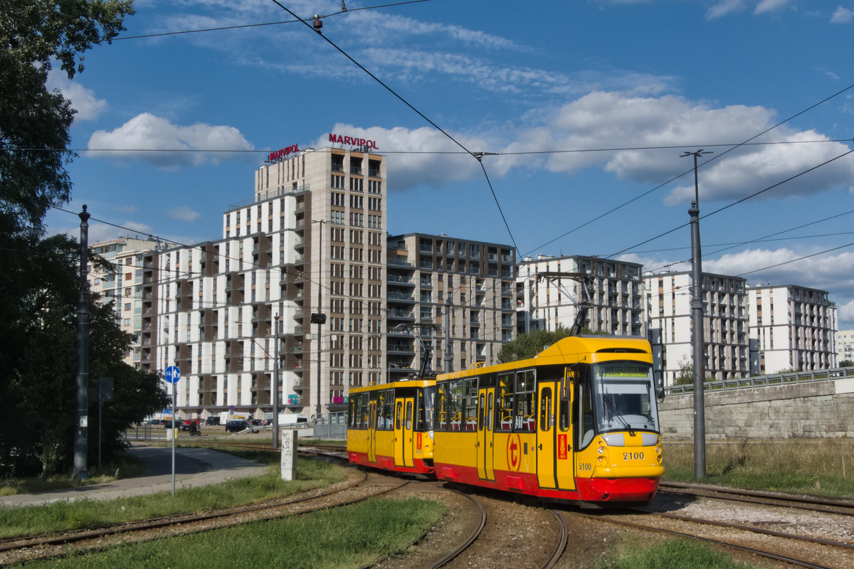 Варшава, Konstal 105N2k/2000 № 2100
