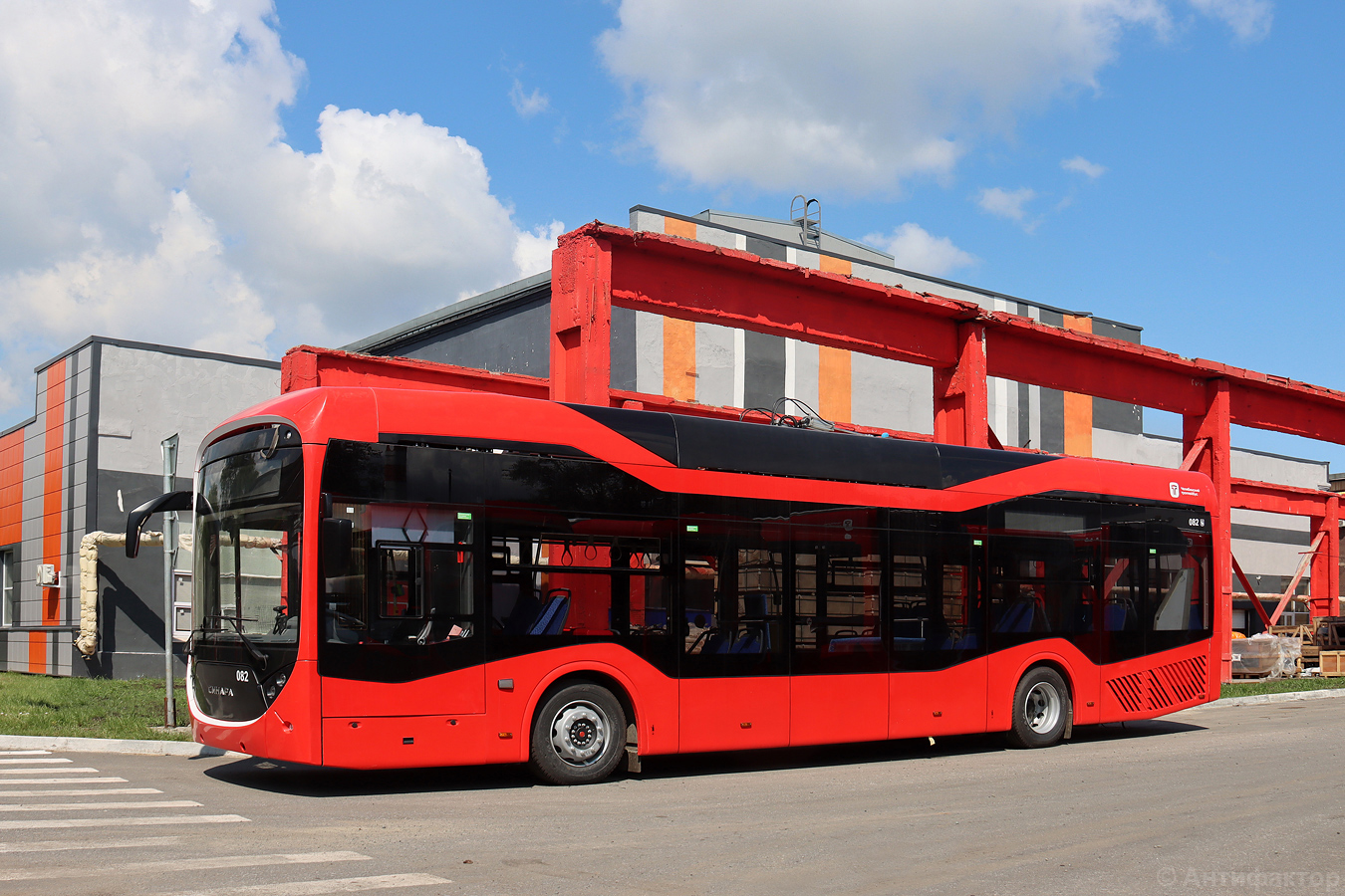 Челябинск, Синара 6254.00 № 082; Челябинск — Челябинский завод городского электрического транспорта Челябинск, Синара 6254.00 № 082; Челябинск — Челябинский завод городского электрического транспорта