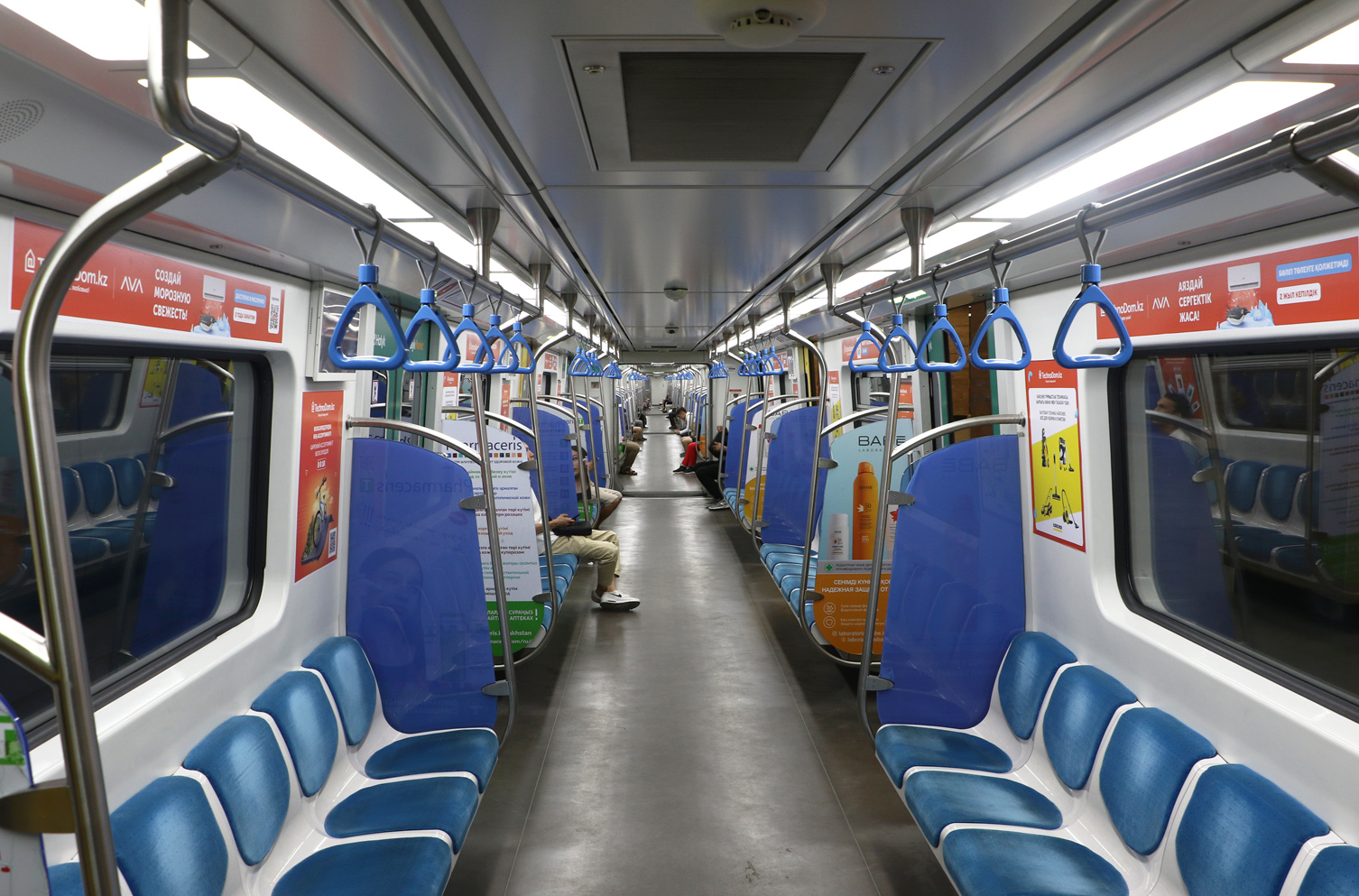 Алмати, Hyundai Rotem № 08004