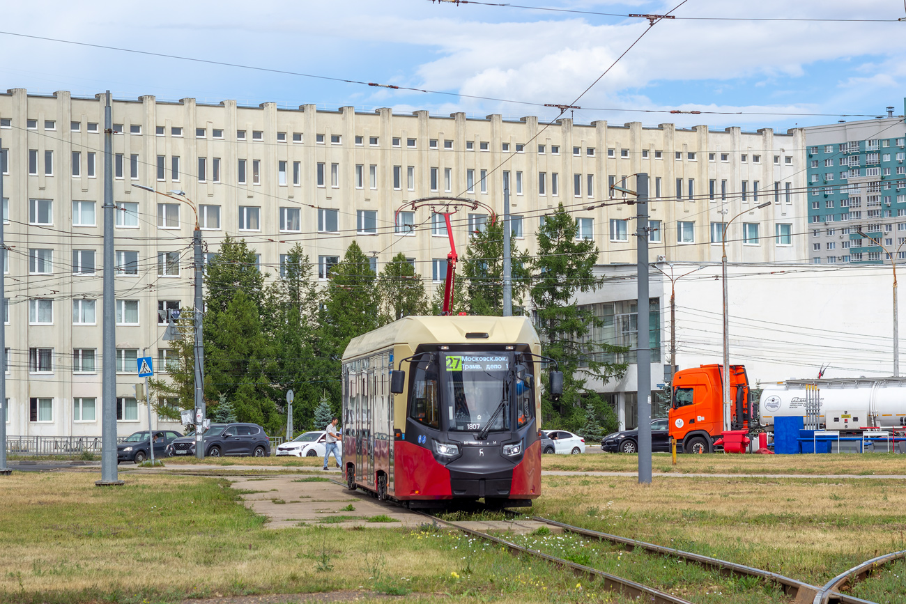 Nijni Novgorod, BKM T811 "MiNiN" N°. 1807