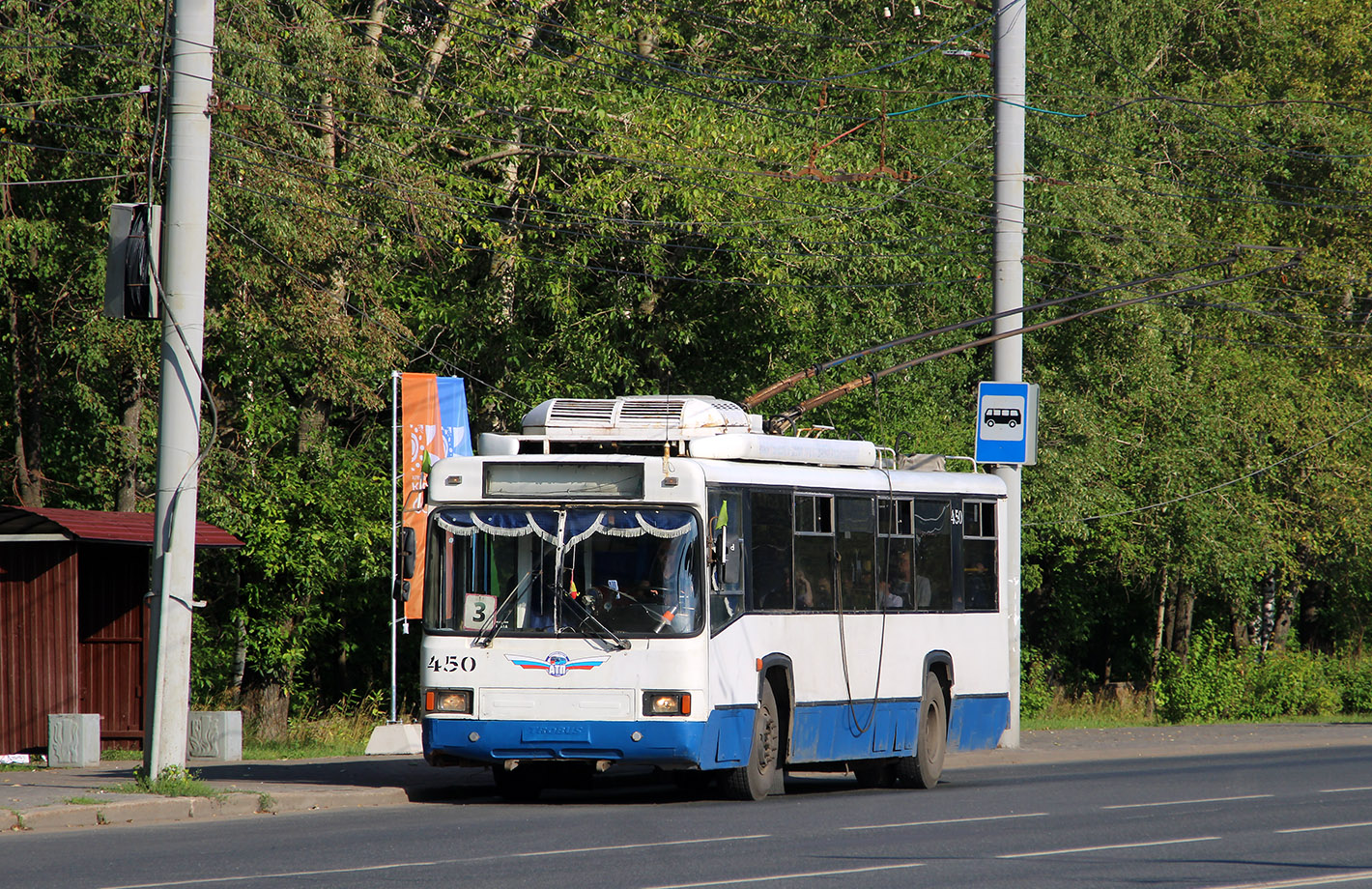 Киров, БТЗ-52764Р № 450