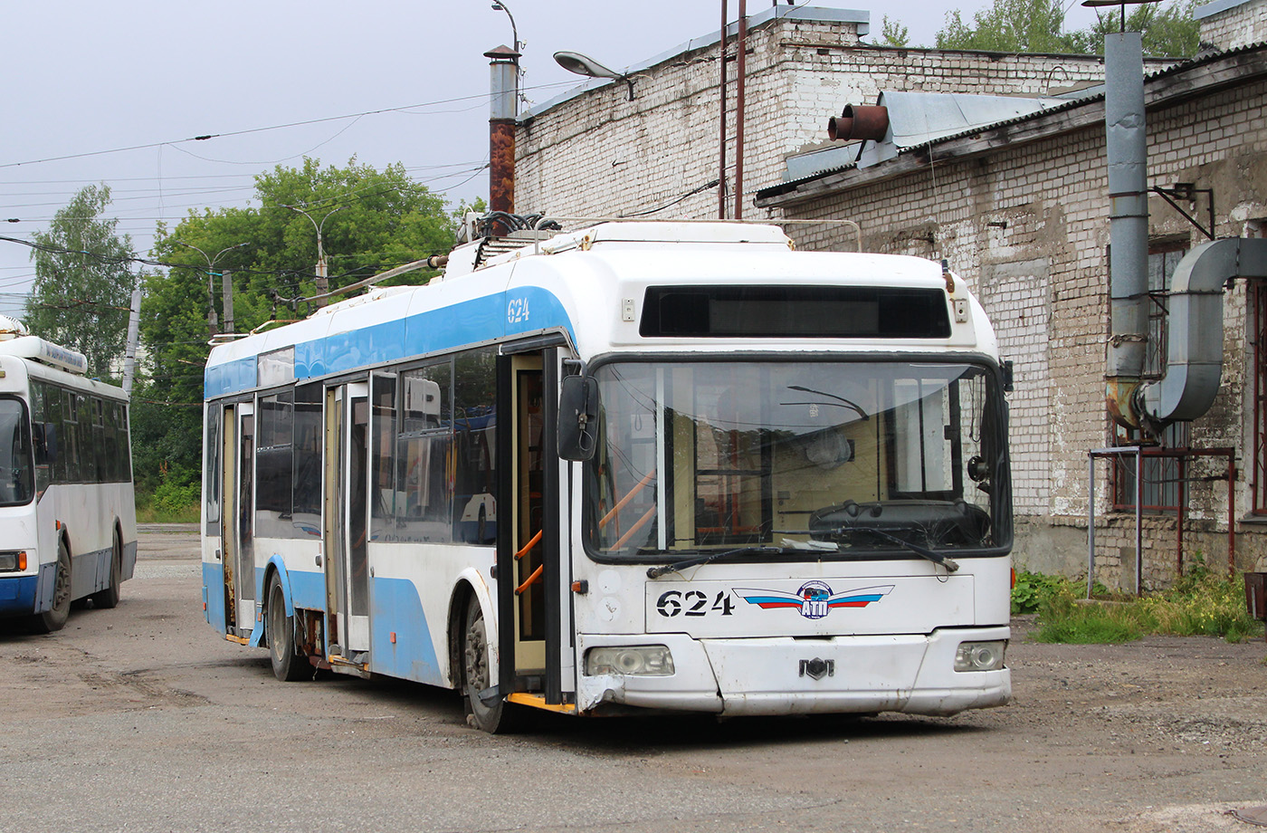 Киров, БКМ 321 № 624