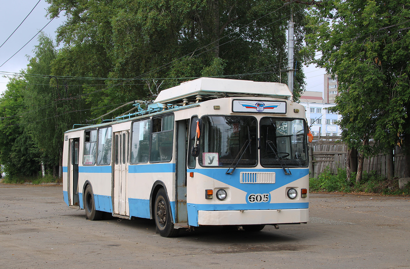 Киров, ЗиУ-682 КР Иваново № 605
