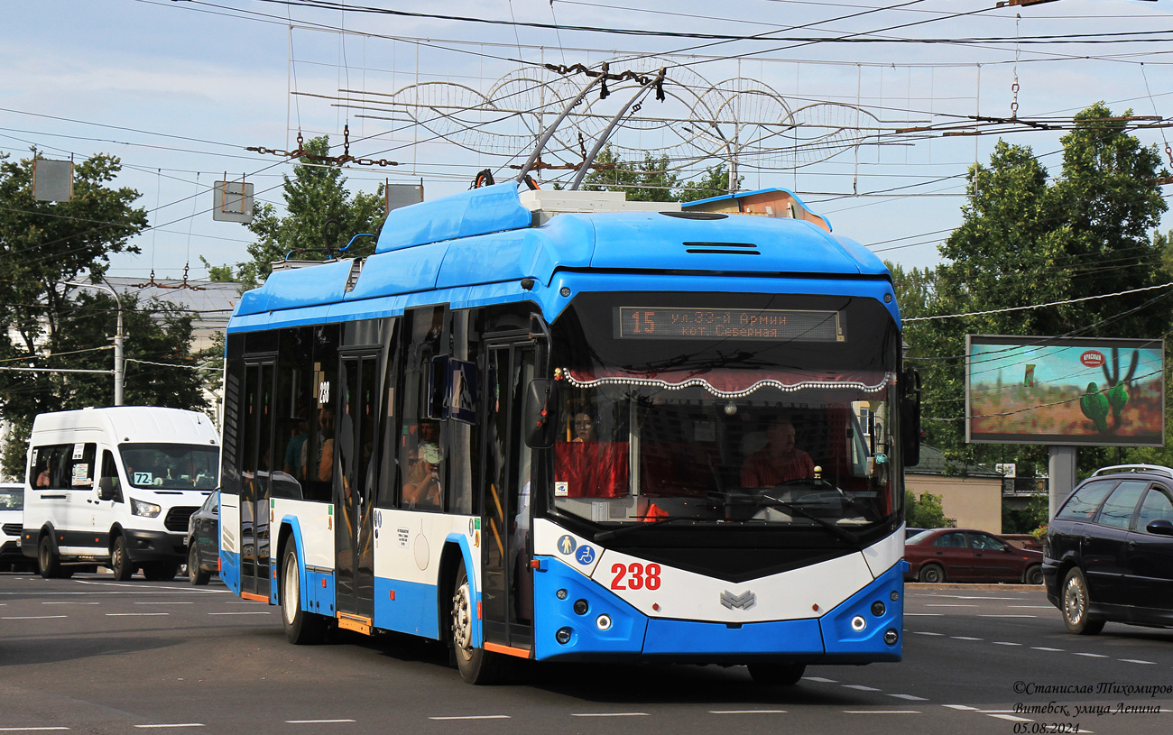Витебск, БКМ 32100D № 238