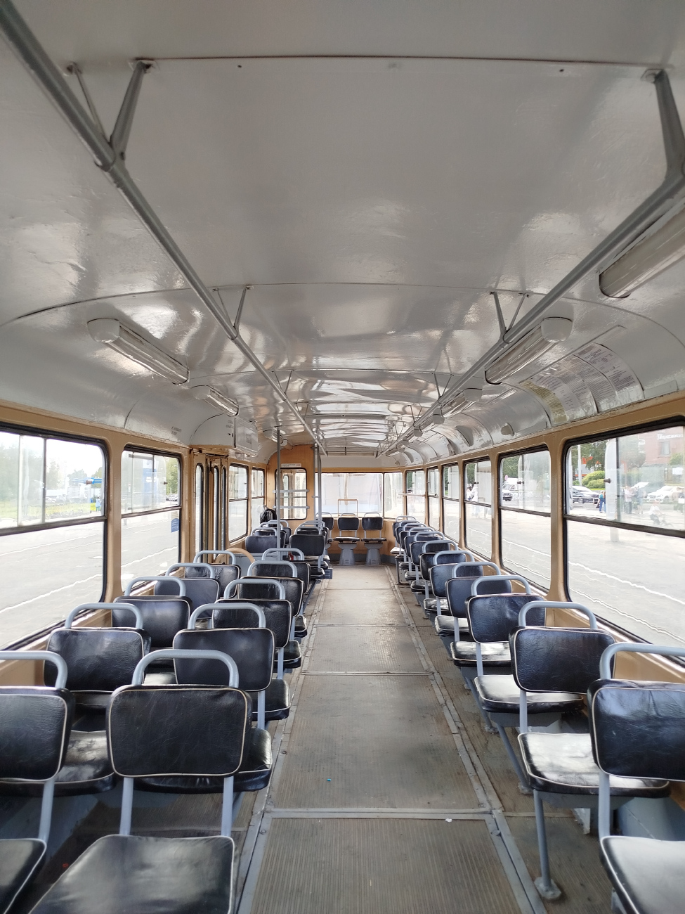 Єкатеринбург, Tatra T3SU № 325
