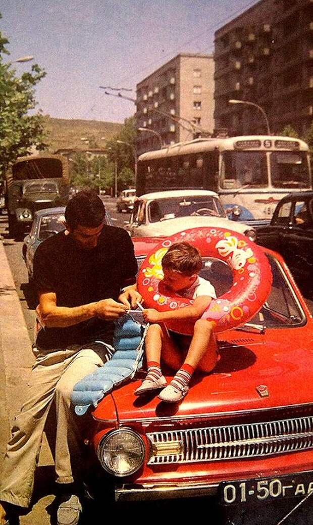 Tiflis, ZiU-5 Nr. 481; Tiflis — Old photos and postcards — trolleybus