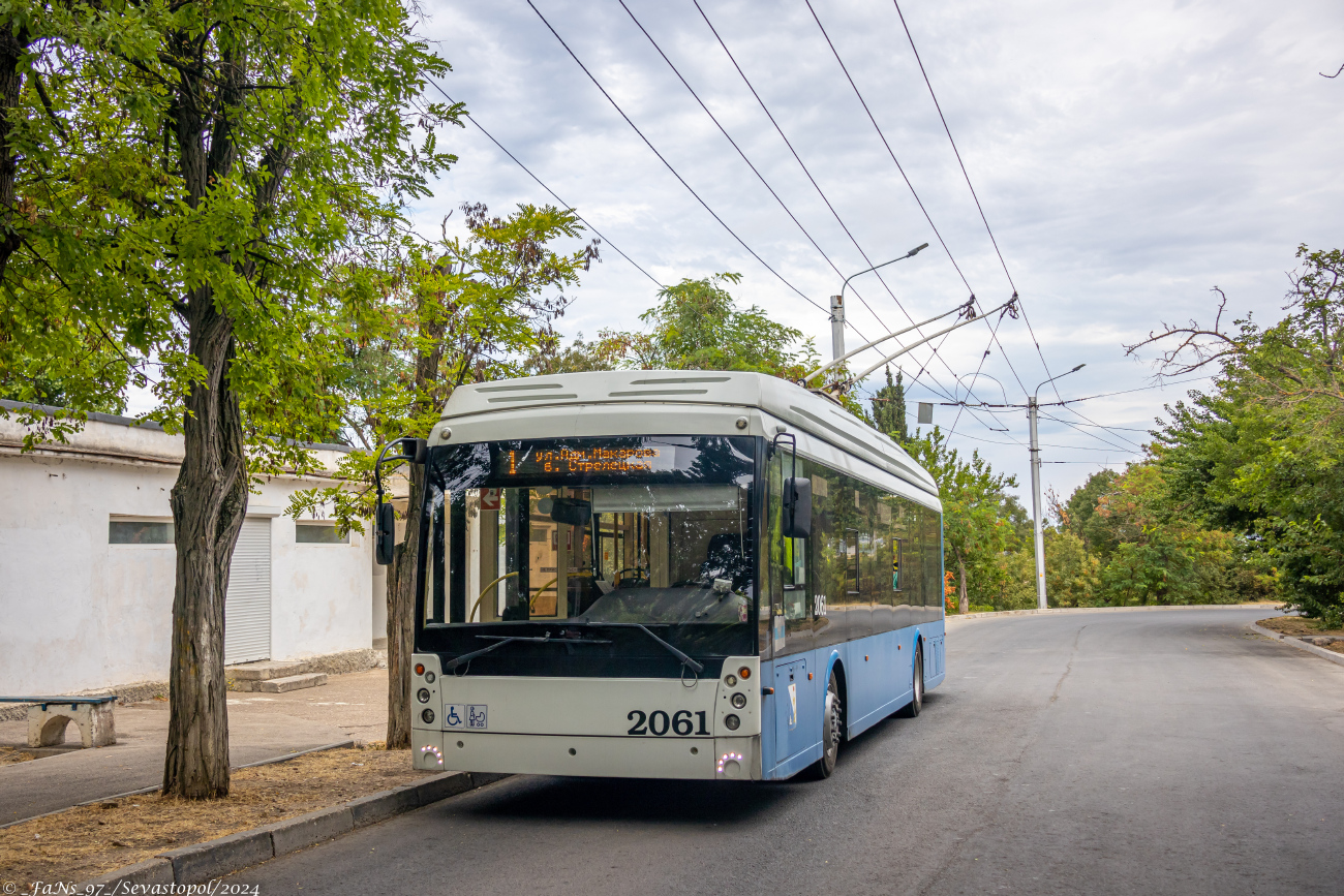 Севастополь, Тролза-5265.02 «Мегаполис» № 2061; Севастополь — Троллейбусные линии и кольца Севастополь, Тролза-5265.02 «Мегаполис» № 2061; Севастополь — Троллейбусные линии и кольца